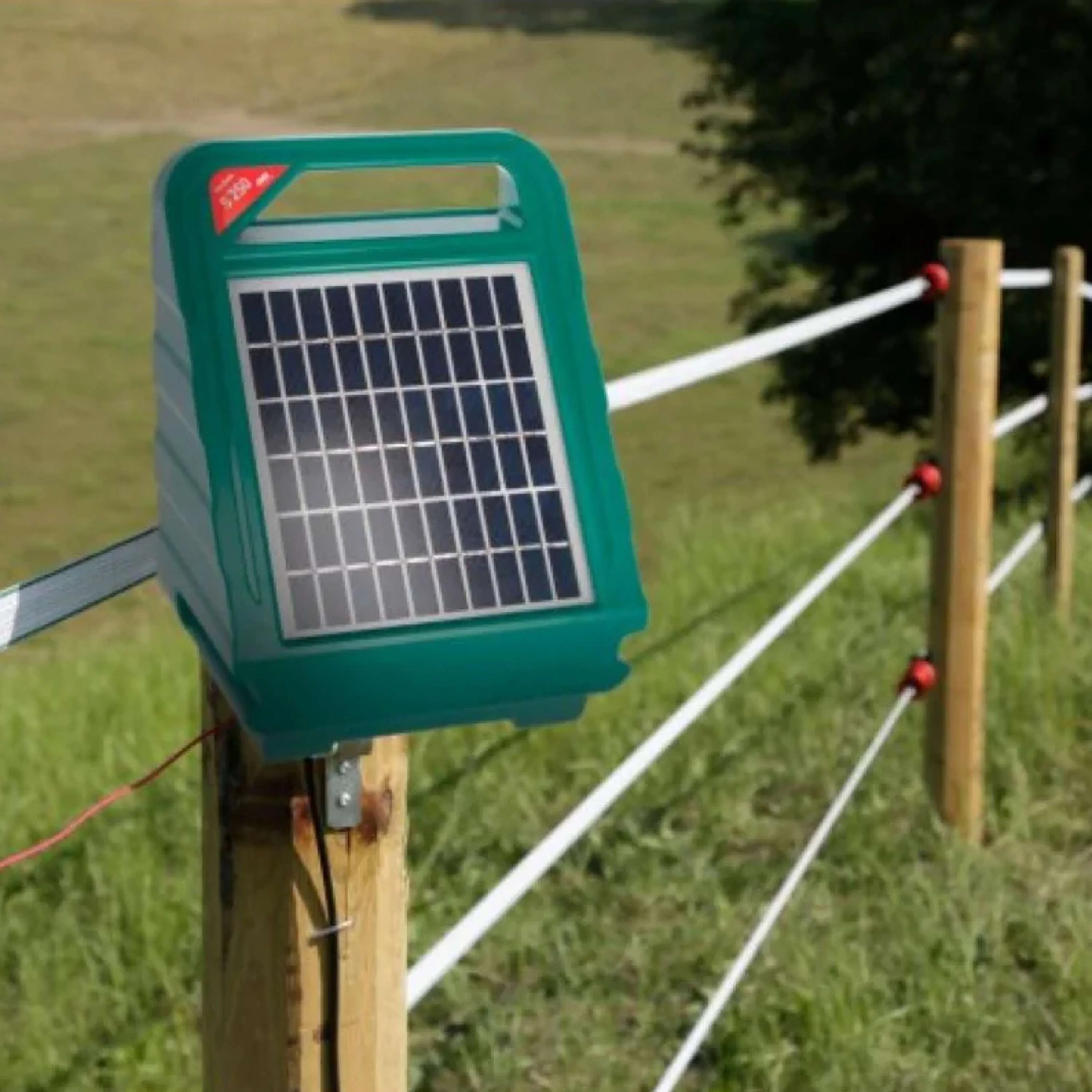Ako Electrificateur de Clôture SunPower S250 - Image 6