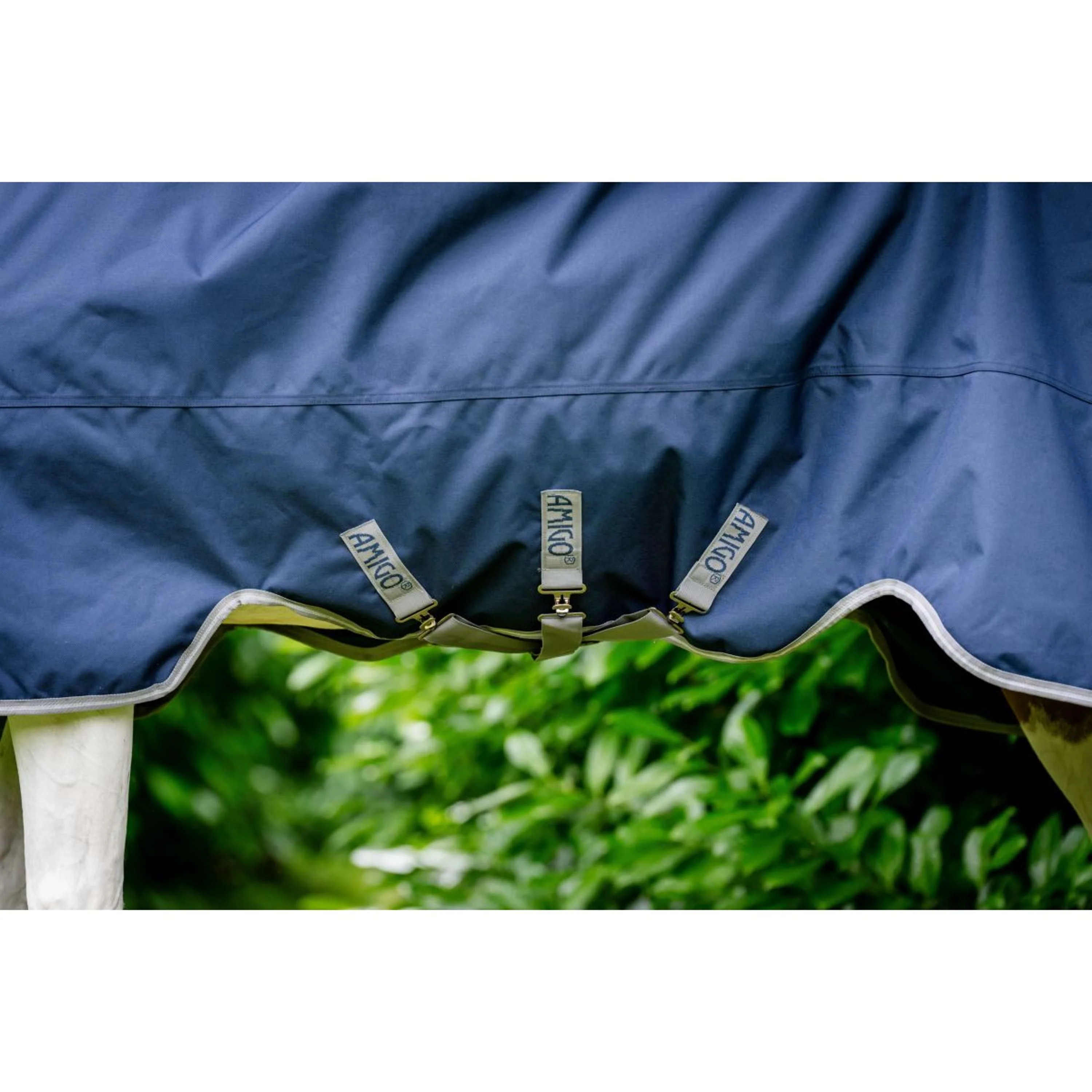 Amigo Bravo 12XL Original Turnout Medium 250g Navy/Titanium Grey - Image 3