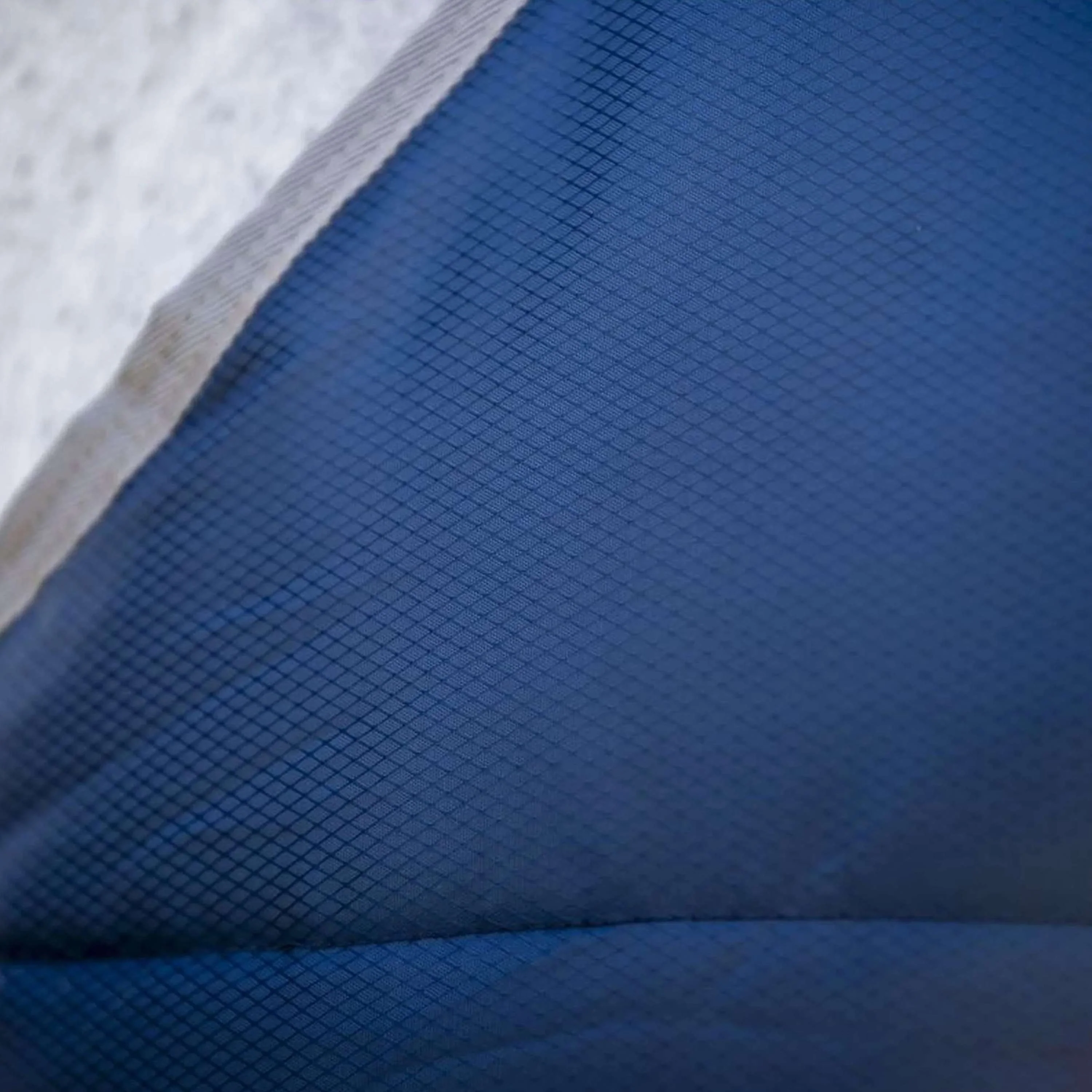 Amigo Ripstop Insulator Pony Stable 100g Navy/Titanium Grey - Image 3