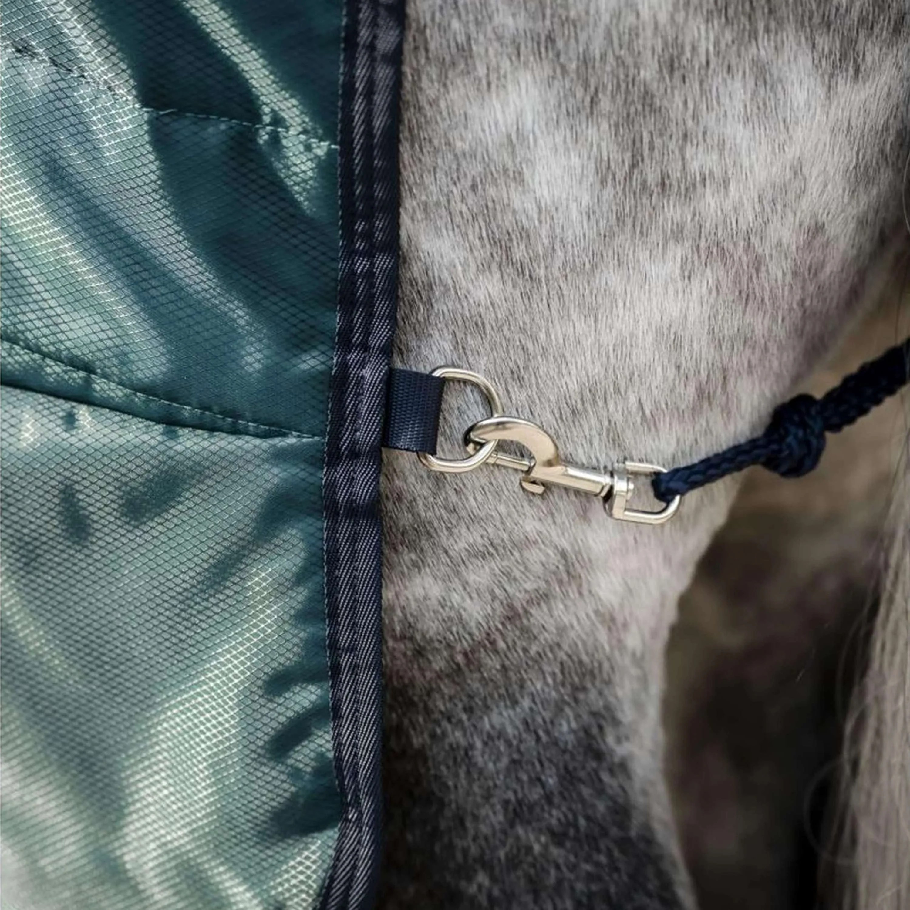 Amigo Ripstop Insulator Stable 200g Dynasty Green/Navy/Silver - Image 9