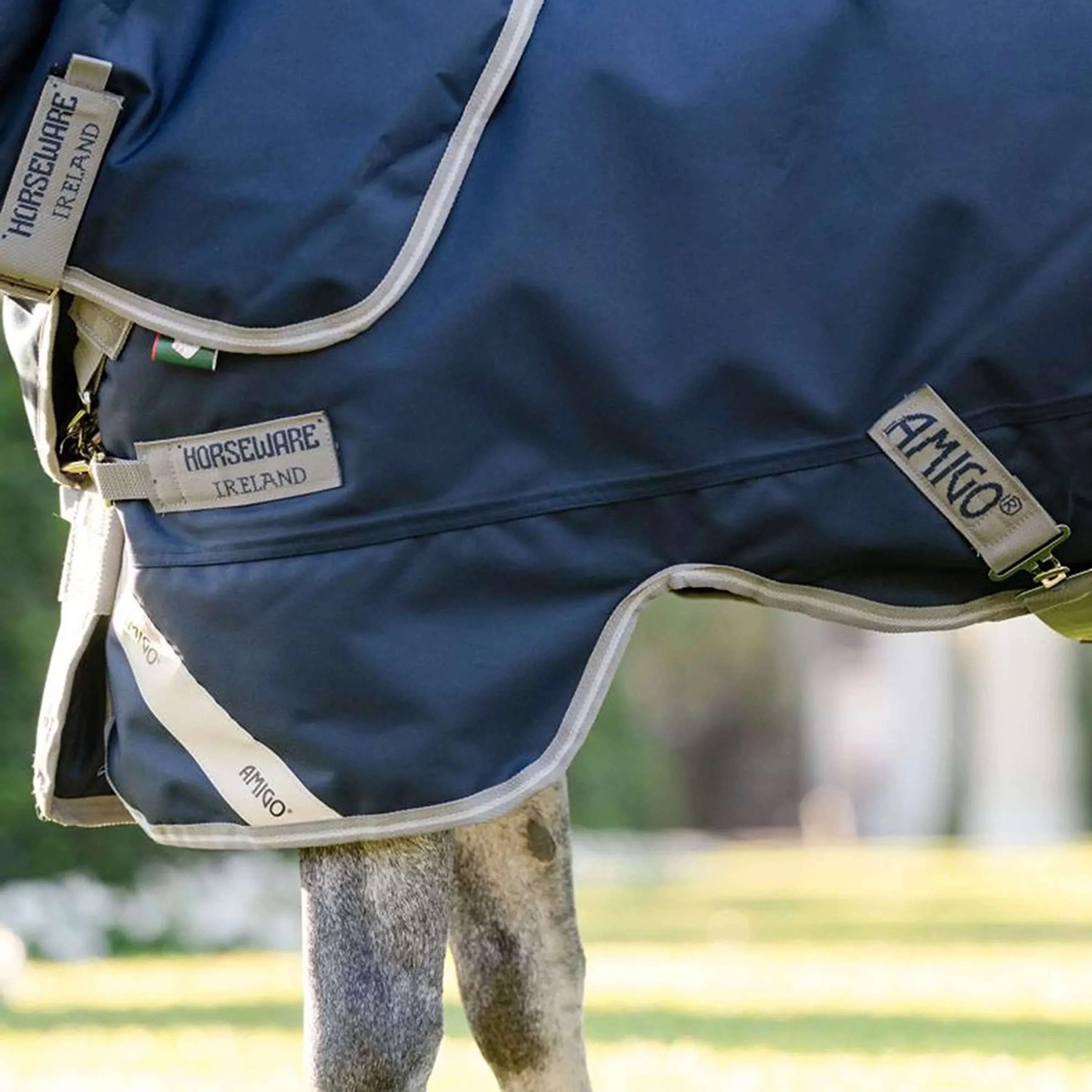 Amigo Turnout Rug 1200D Plus Pony 250g Navy/Titanium Grey/Silver - Image 5