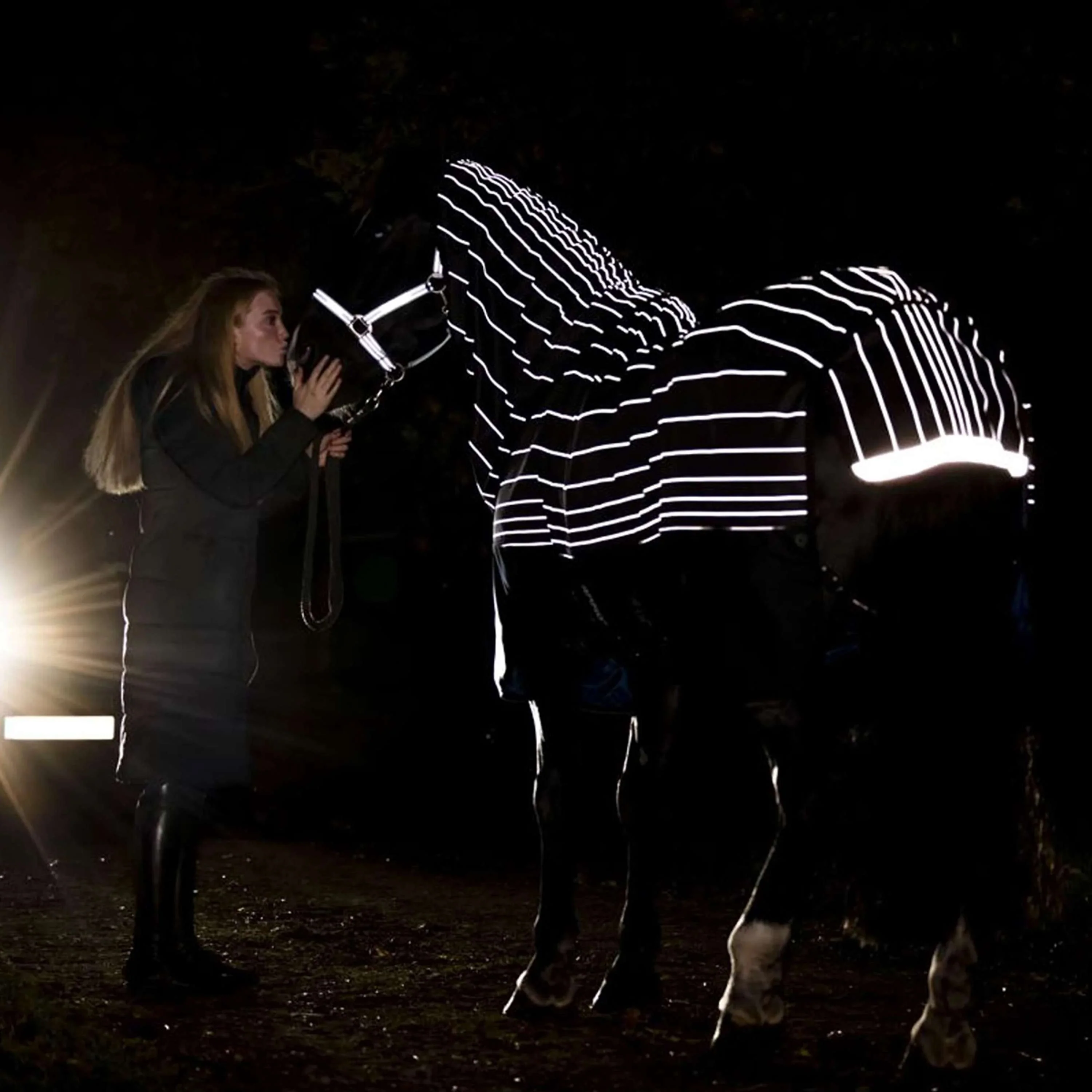 Amigo Turnout Rug FieldSafe Reflectech Plus 1200D 0g Black/Reflective/Black - Image 10