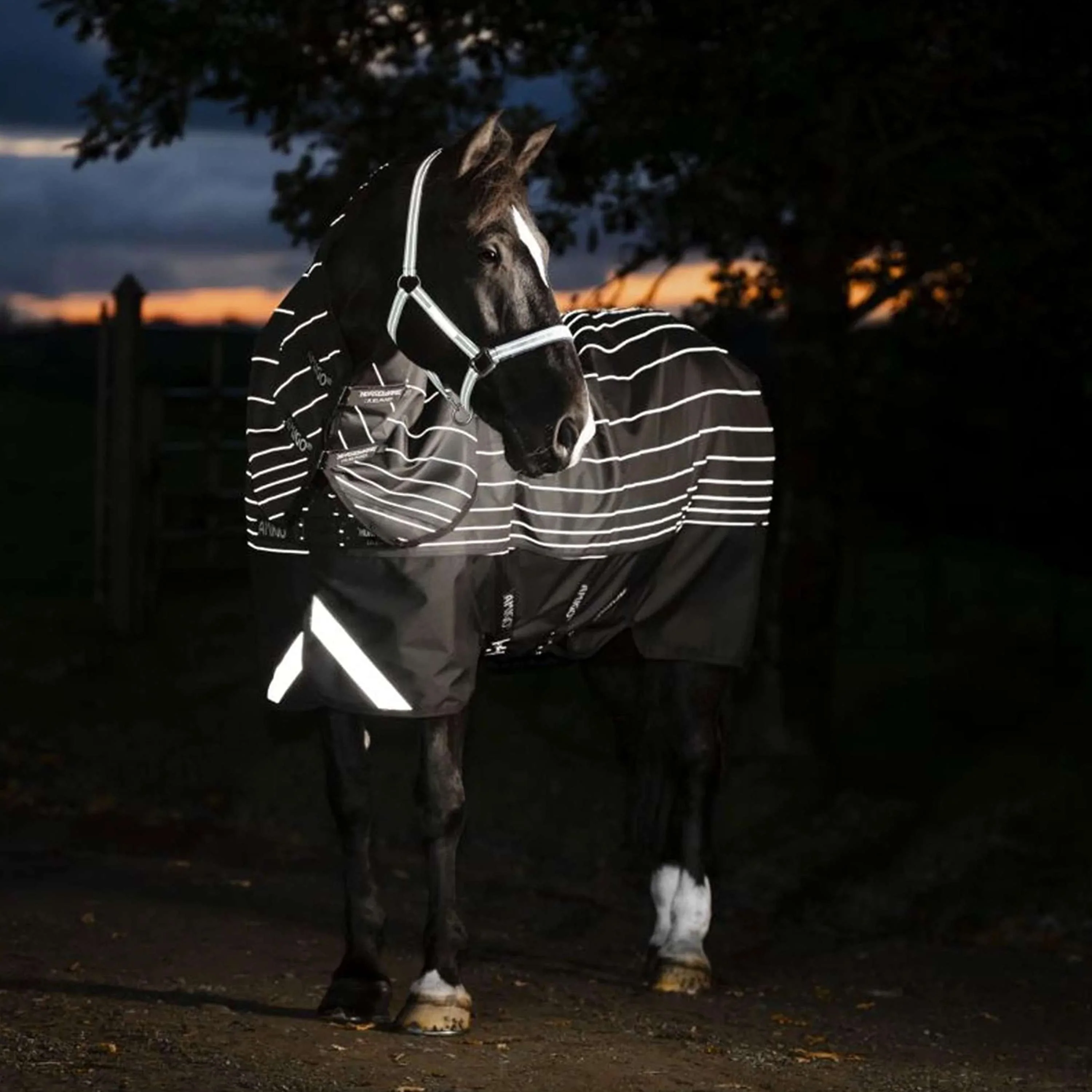 Amigo Turnout Rug FieldSafe Reflectech Plus 1200D 0g Black/Reflective/Black - Image 2