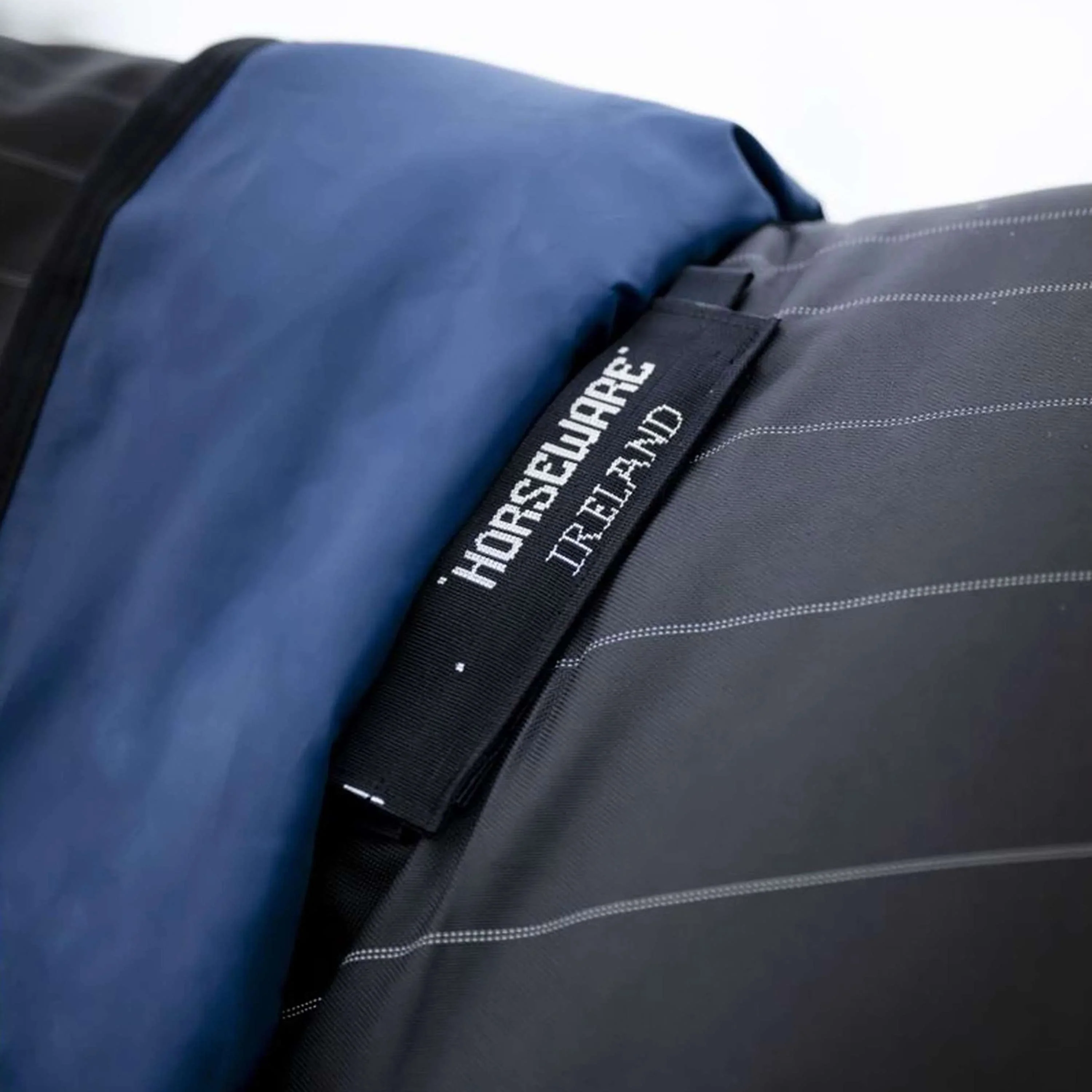 Amigo Turnout Rug FieldSafe Reflectech Plus 1200D 0g Black/Reflective/Black - Image 5