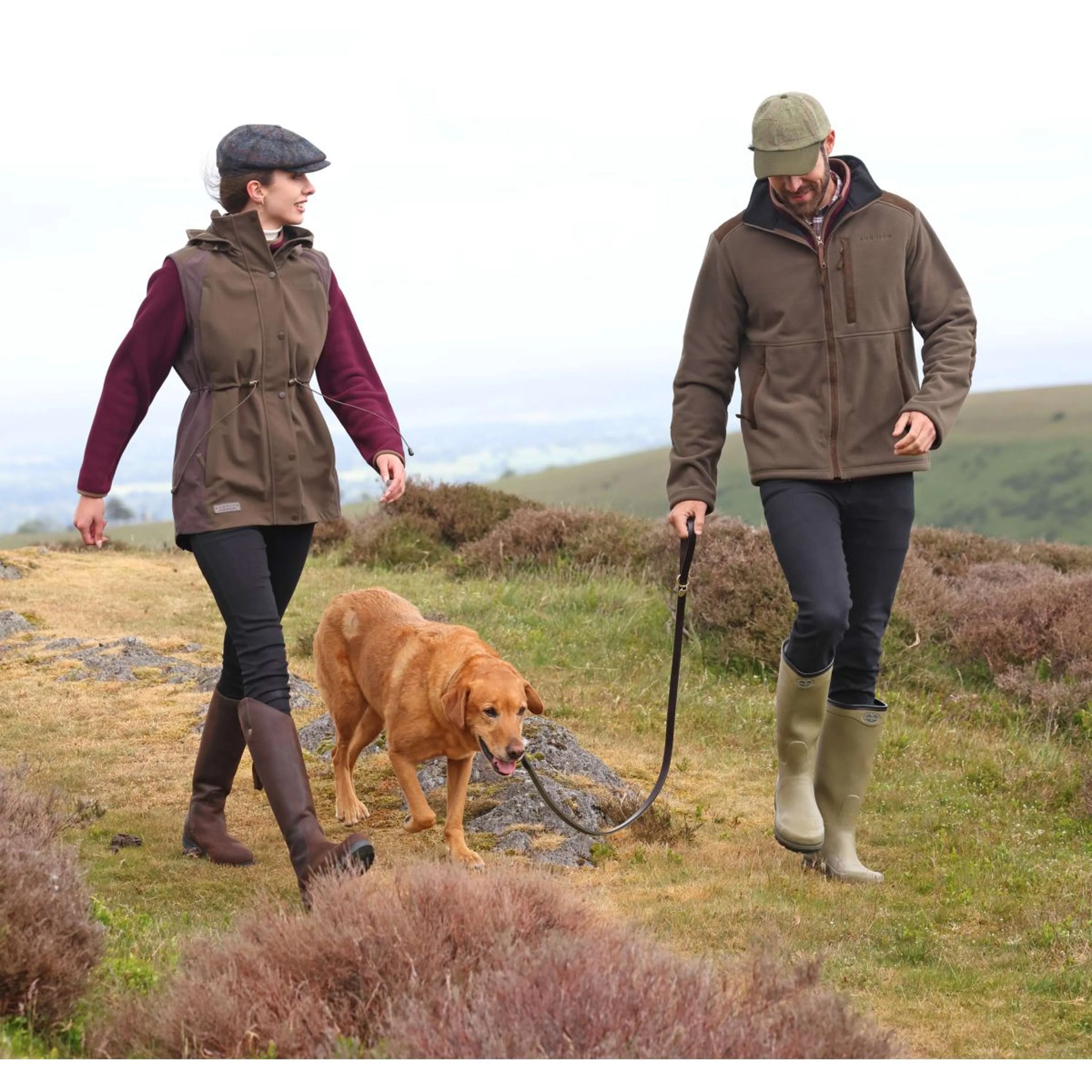 Aubrion by Shires Veste Heritage Fleece Olive foncé - Image 58