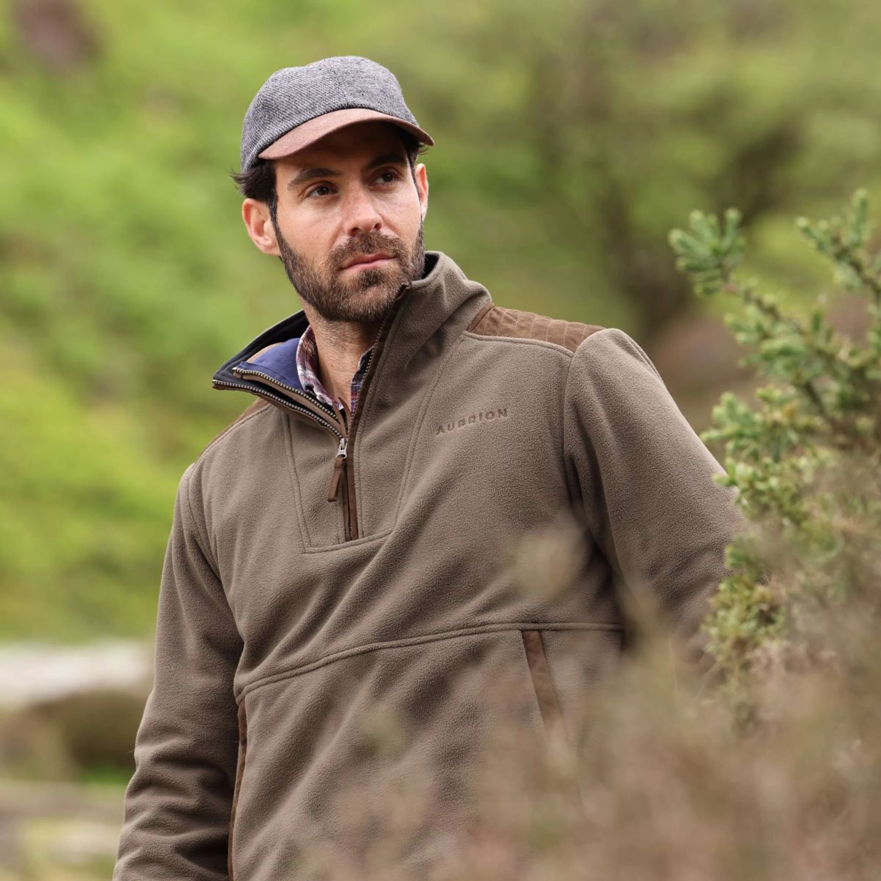 Aubrion by Shires Pull Heritage Fleece Olive foncé - Image 30