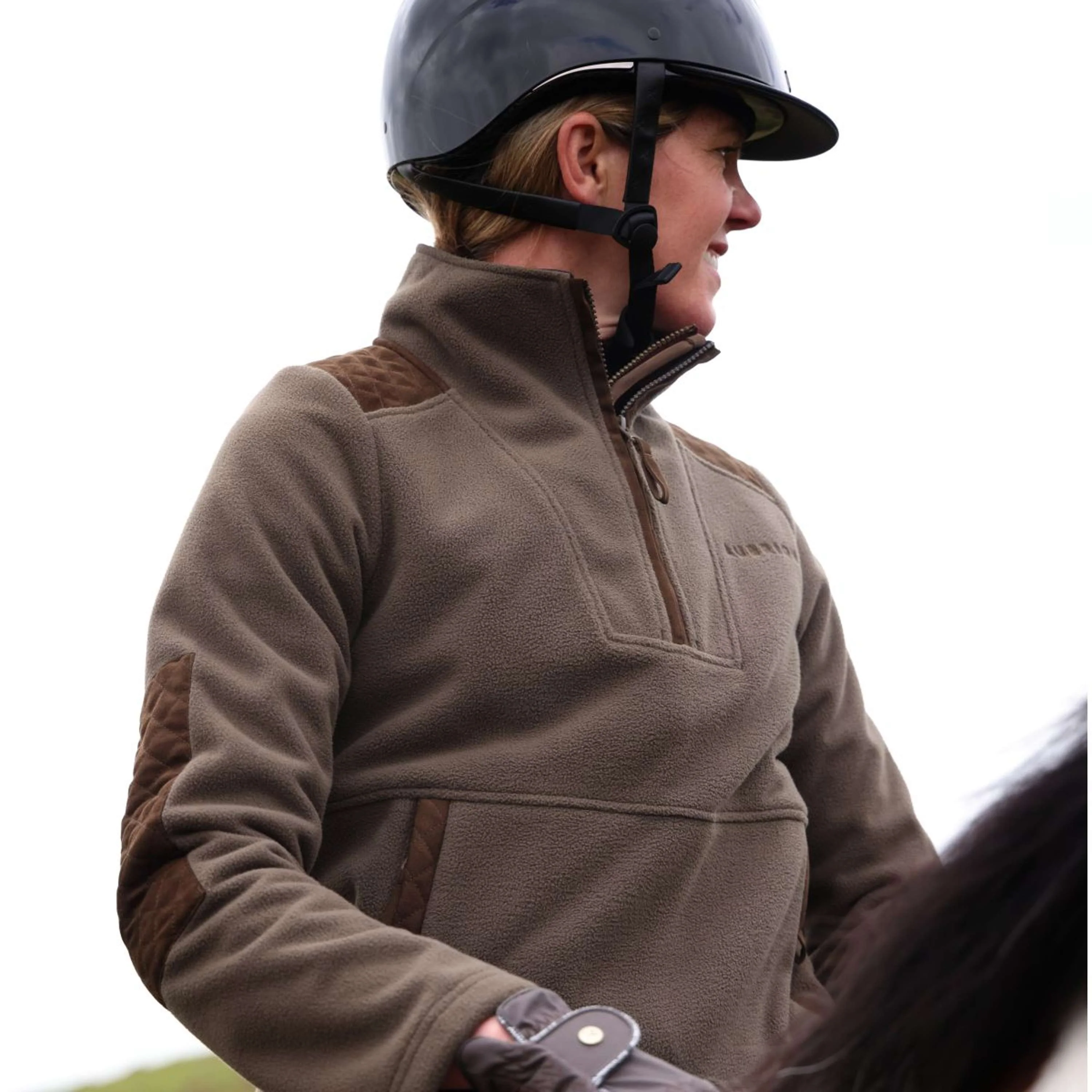 Aubrion by Shires Pull Heritage Fleece Olive foncé - Image 49