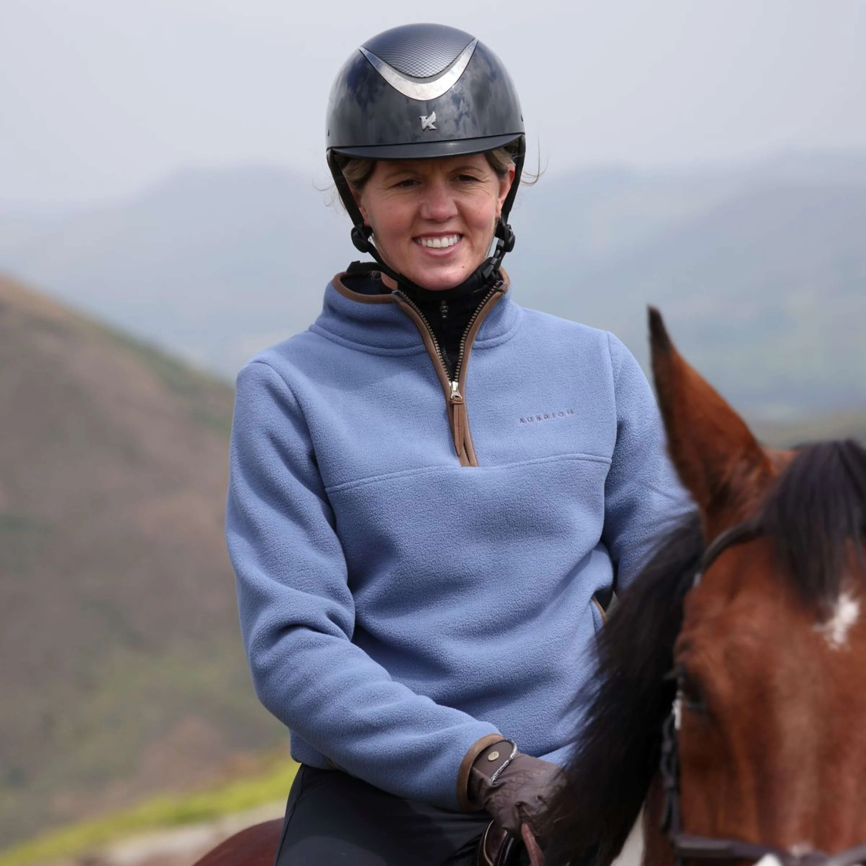 Aubrion by Shires Pull Original Fleece Bleu - Image 3