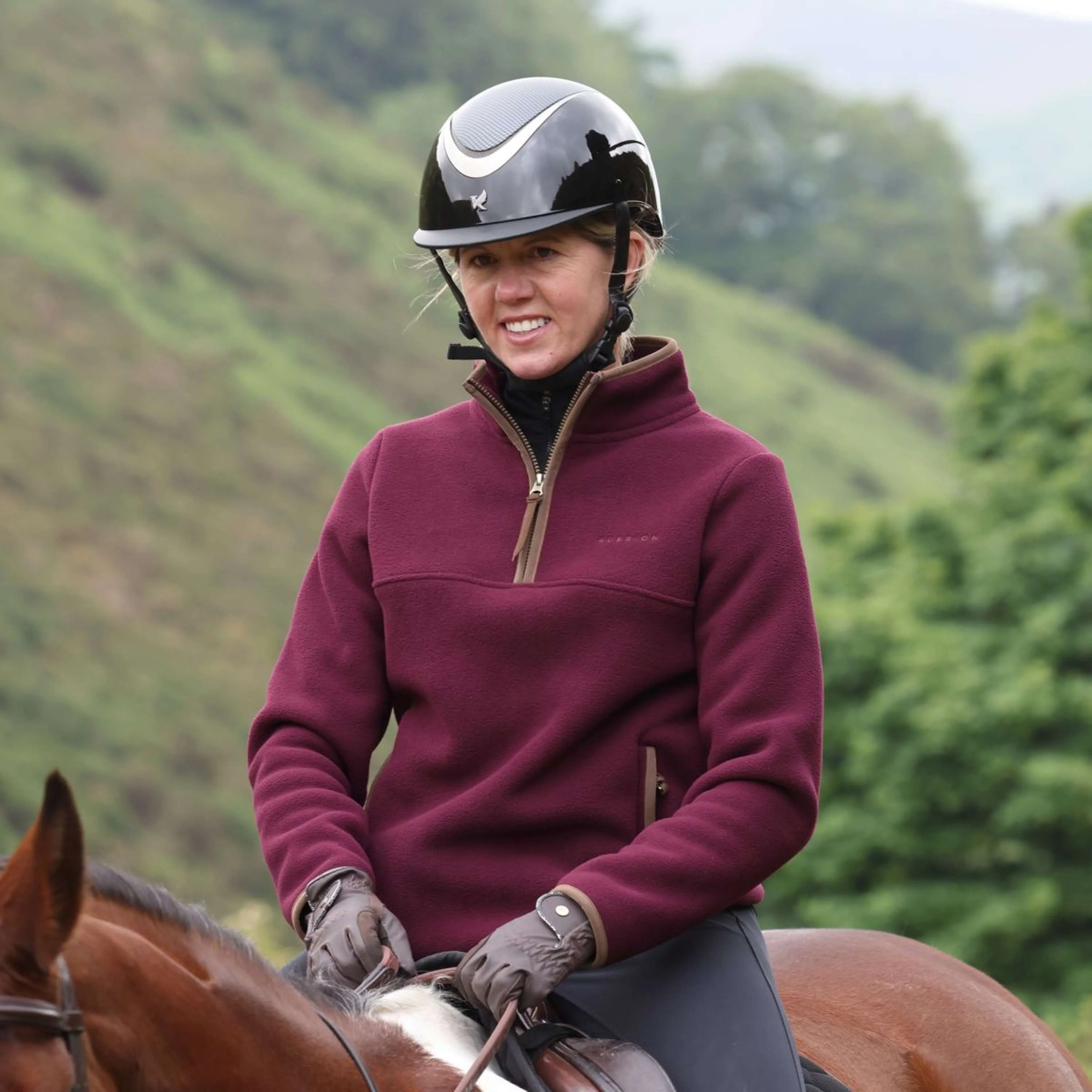 Aubrion by Shires Pull Original Fleece Maroon Red - Image 2
