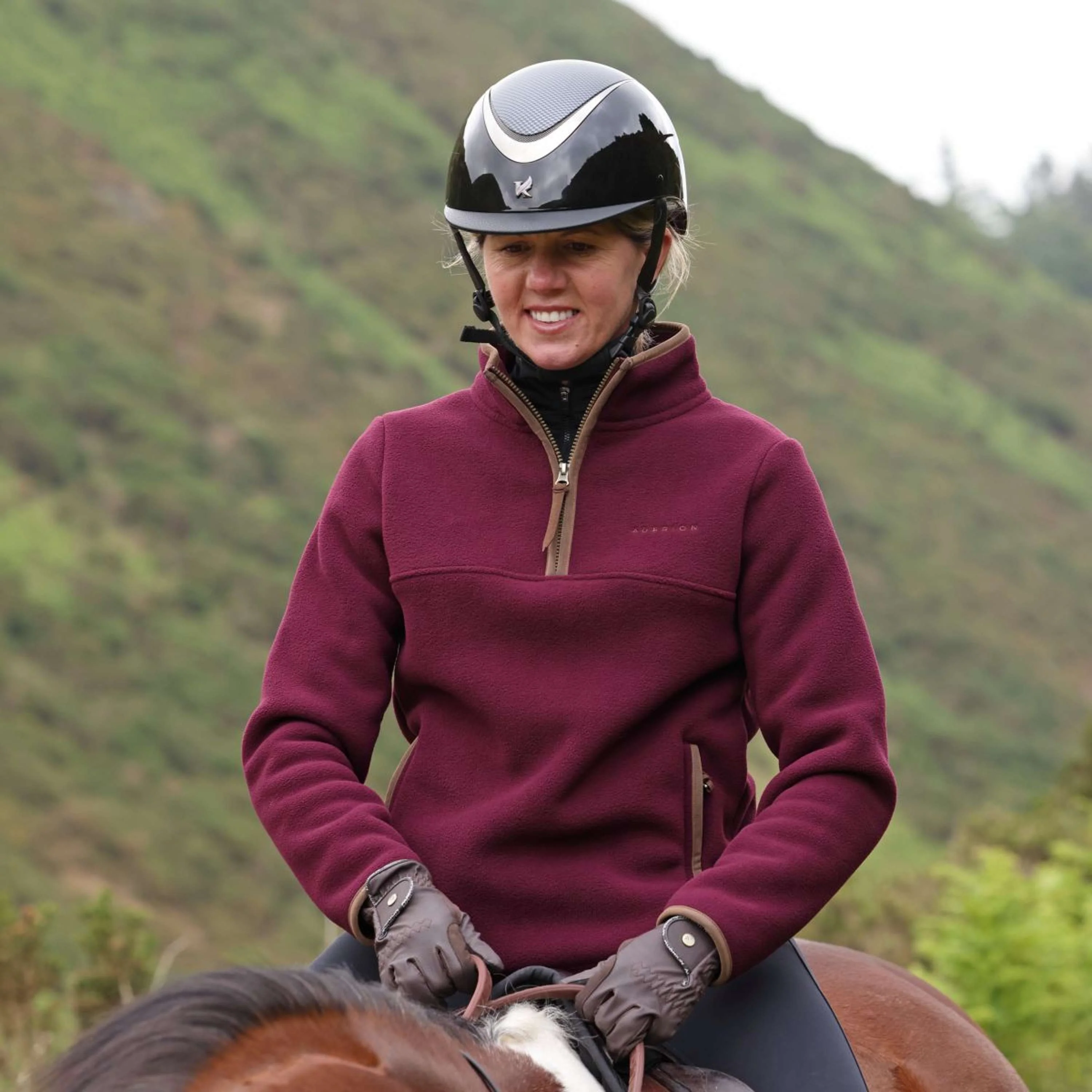 Aubrion by Shires Pull Original Fleece Maroon Red - Image 3