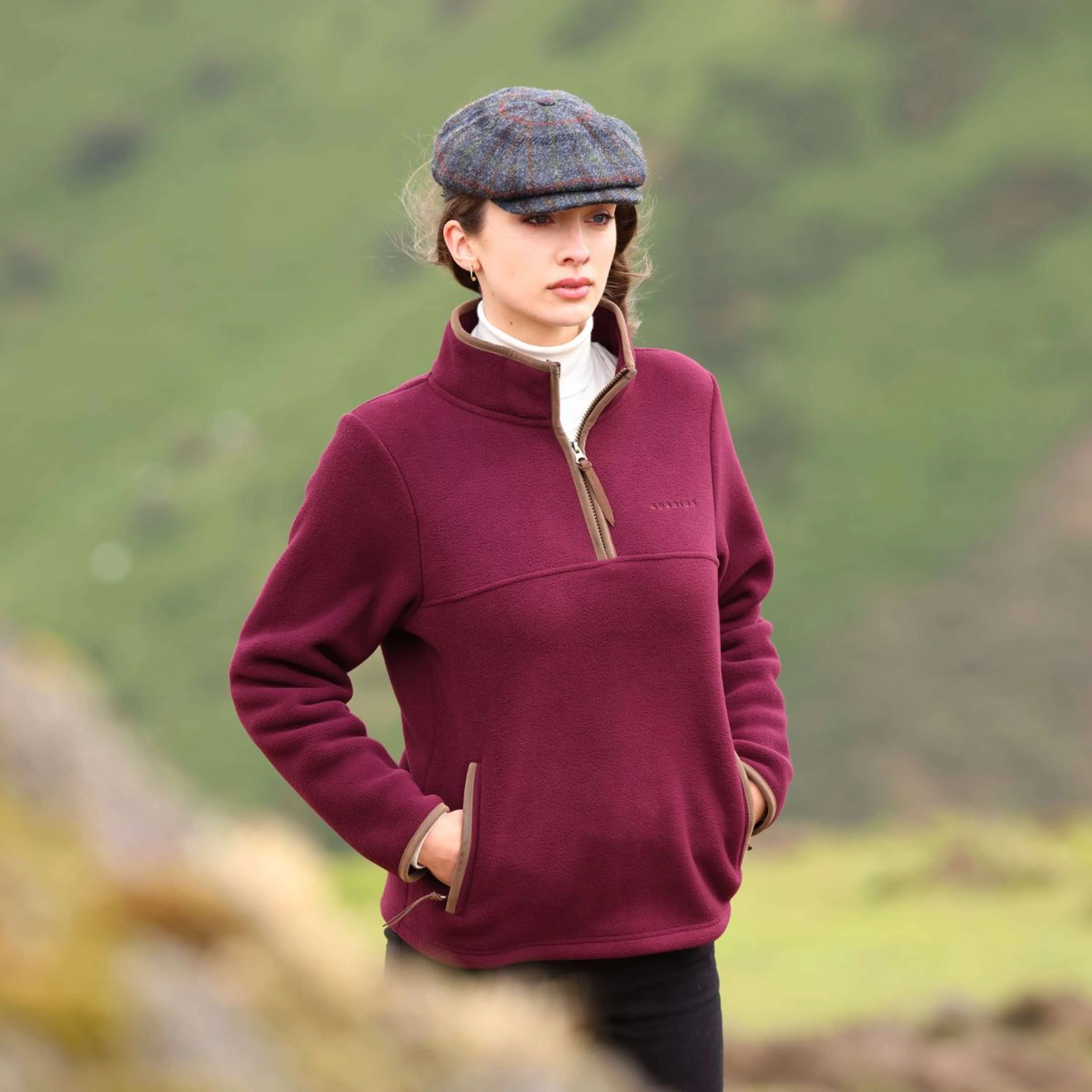 Aubrion by Shires Pull Original Fleece Maroon Red - Image 9