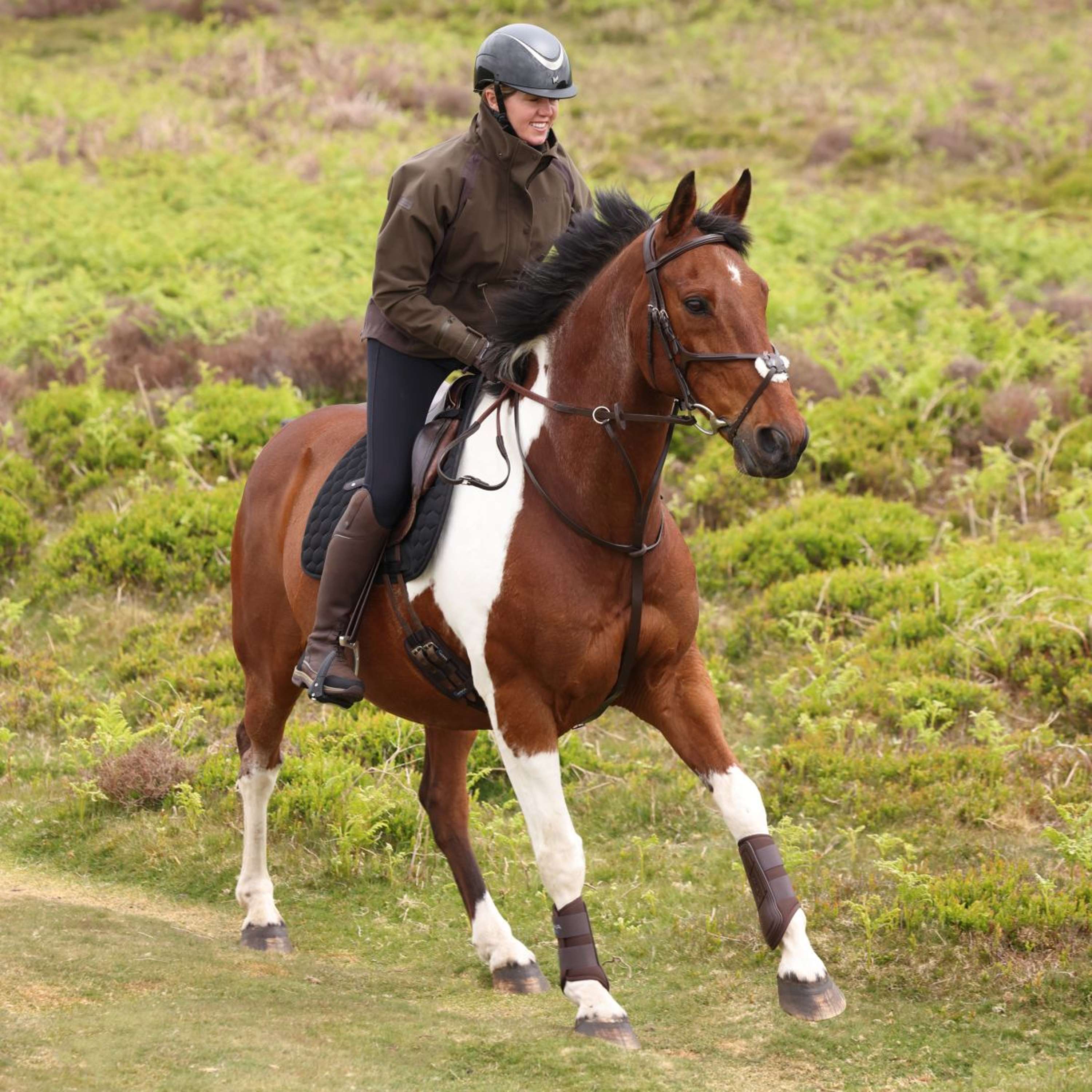 Aubrion by Shires Pullover Heritage Olive foncé - Image 10