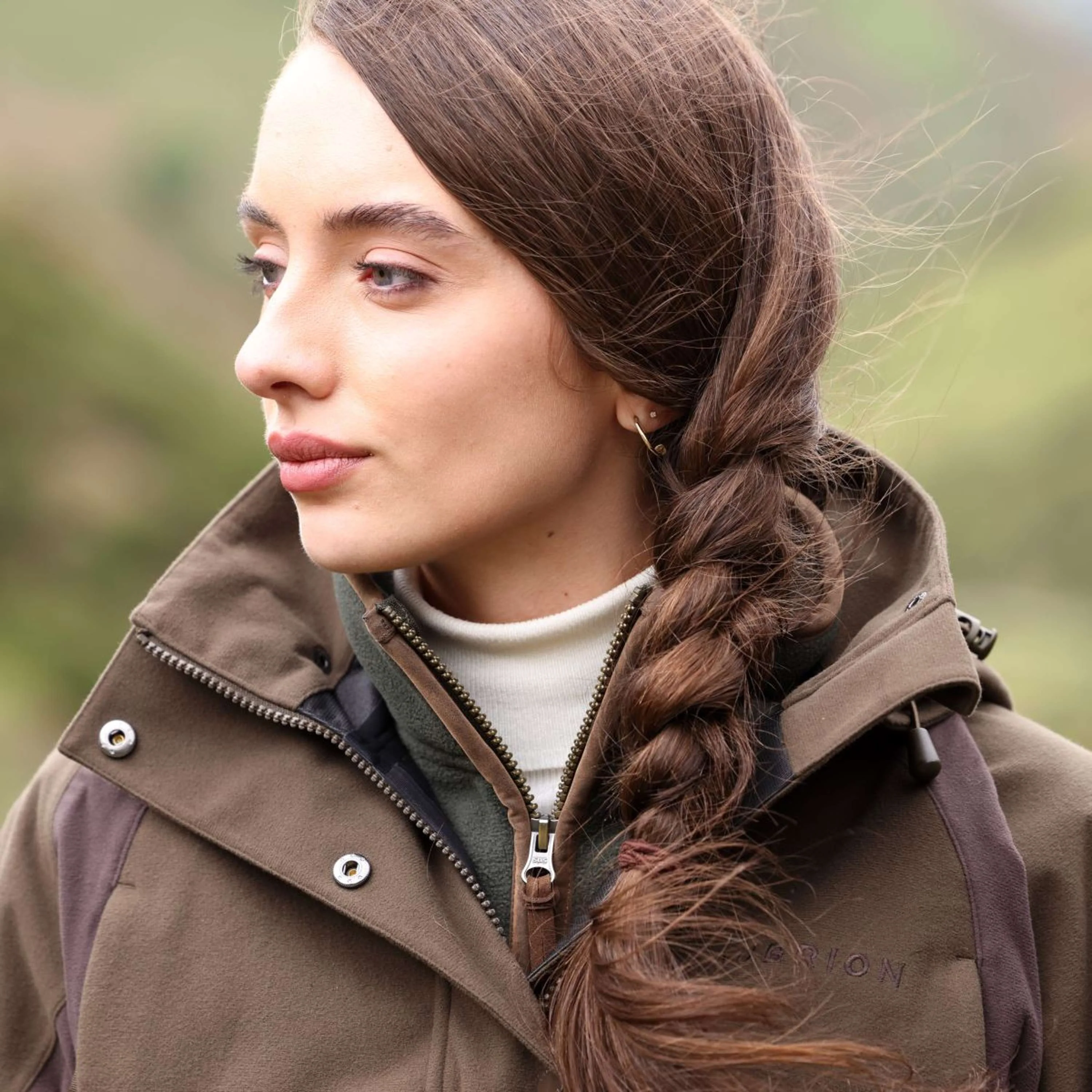 Aubrion by Shires Pullover Heritage Olive foncé - Image 45