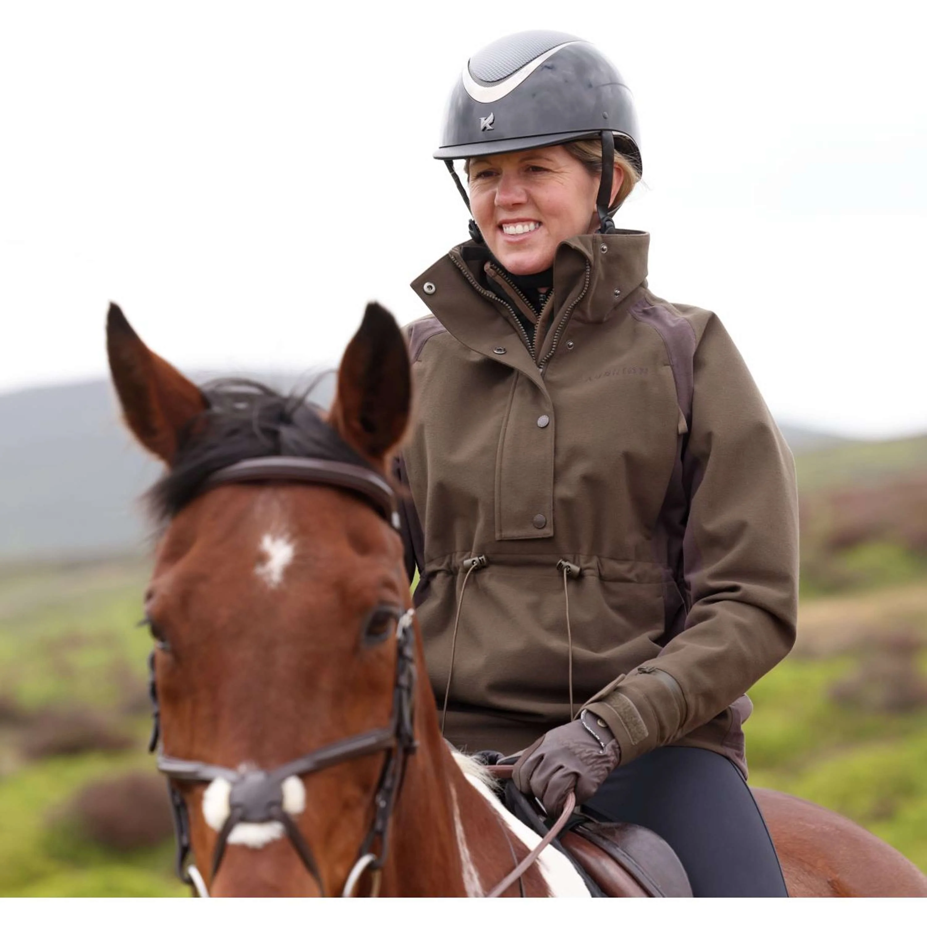 Aubrion by Shires Pullover Heritage Olive foncé - Image 8