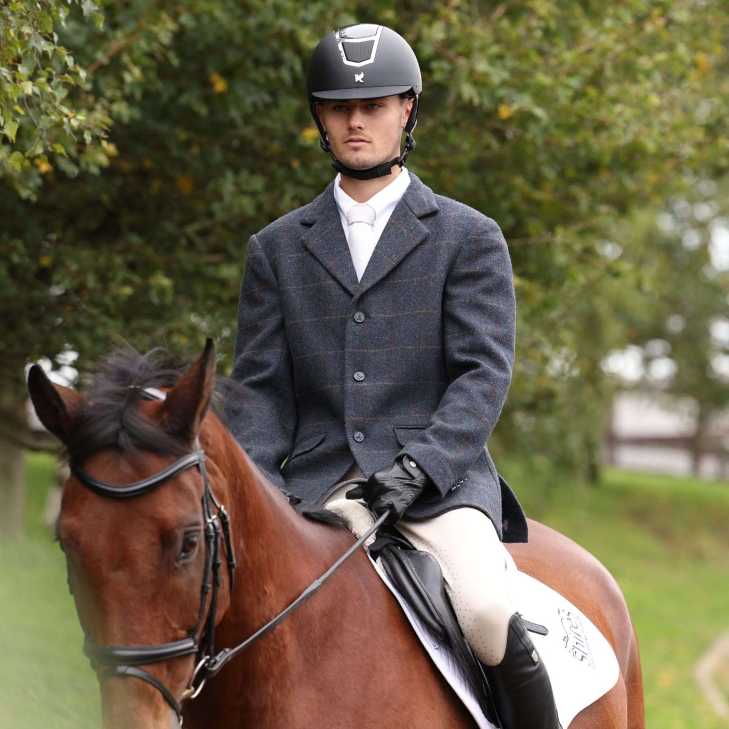 Aubrion by Shires Veste de Concours Saratoga Hommes Juniper Navy Check - Image 17
