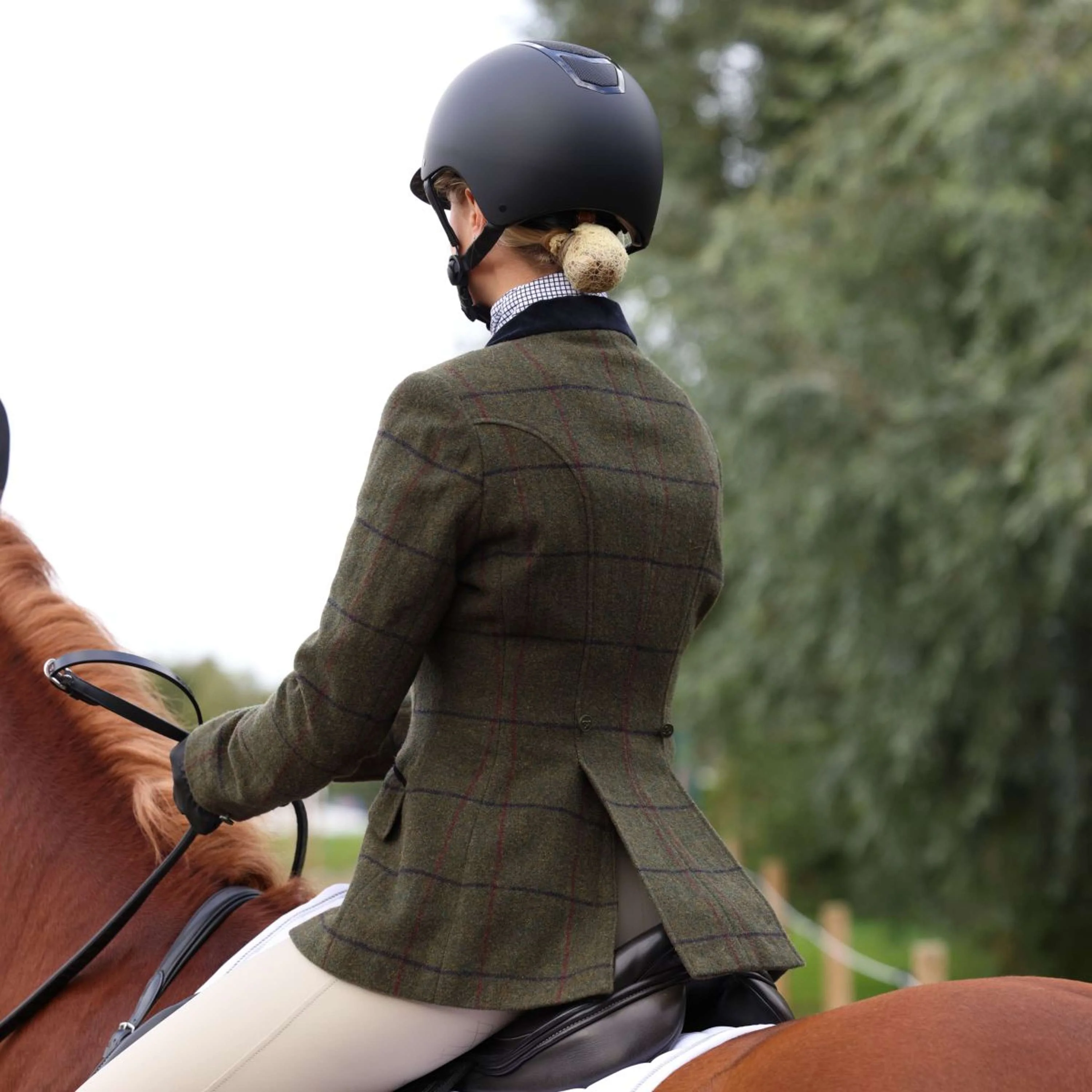 Aubrion by Shires Veste de Concours Saratoga Spruce Vert Check - Image 10