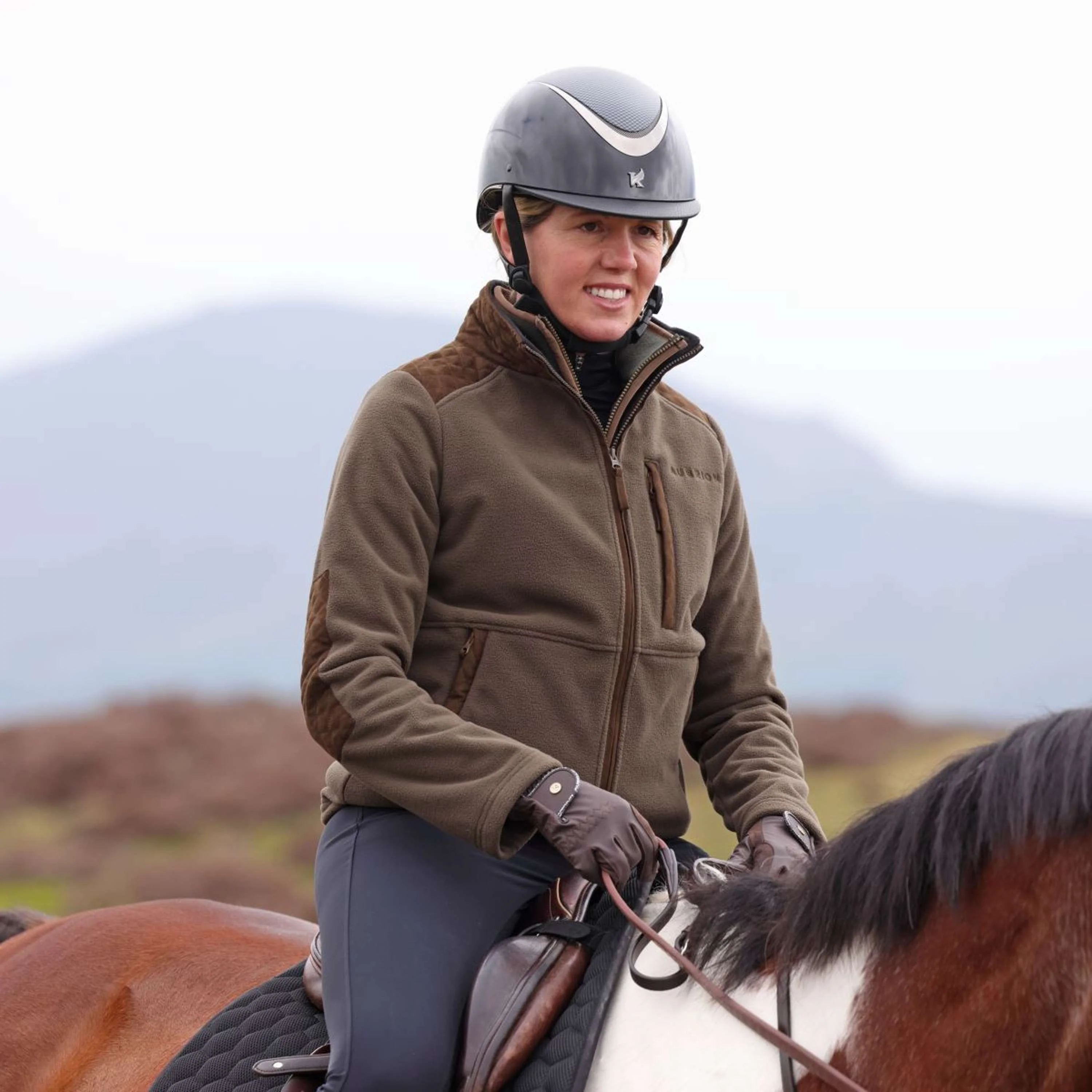 Aubrion by Shires Veste Heritage Fleece Olive foncé - Image 10