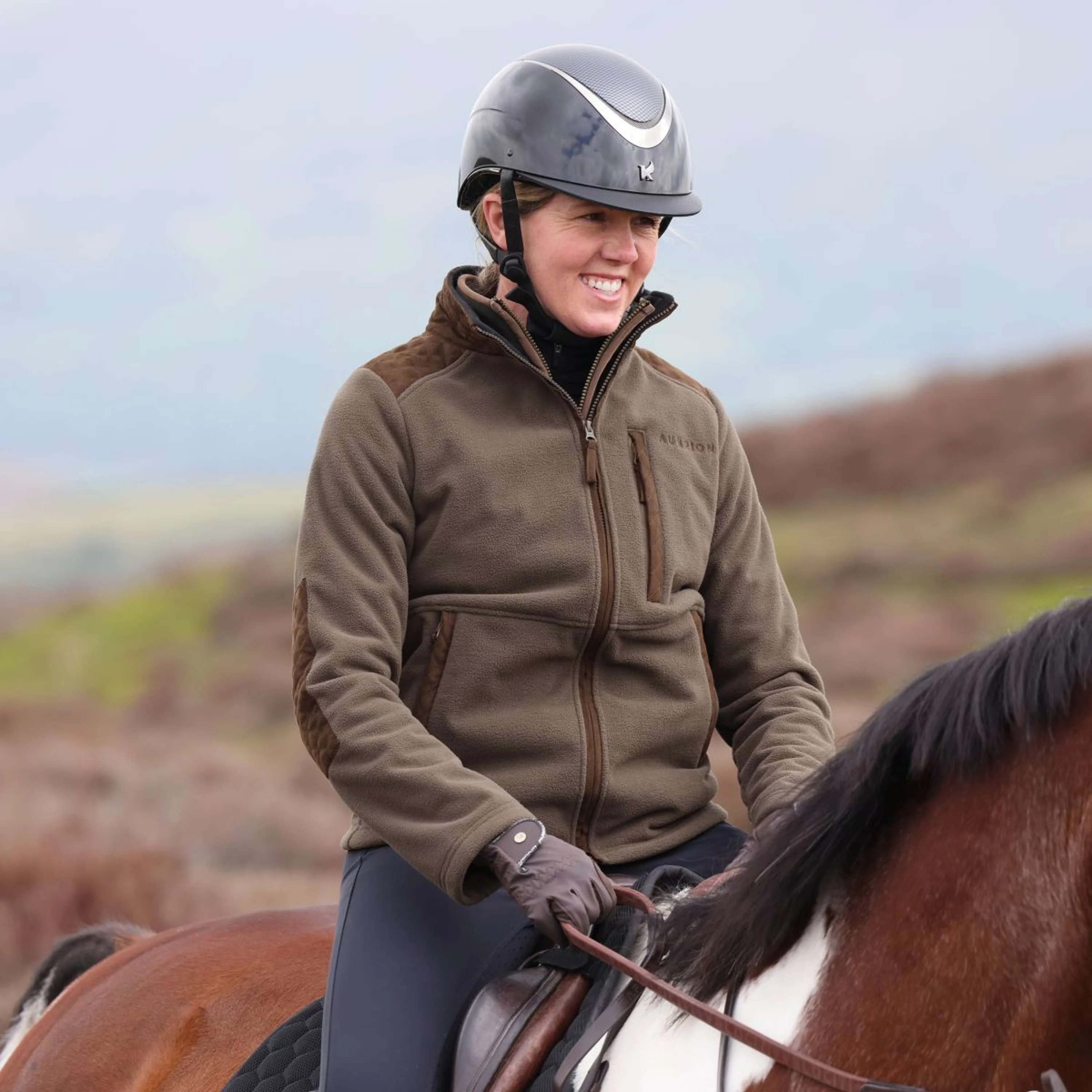 Aubrion by Shires Veste Heritage Fleece Olive foncé - Image 16