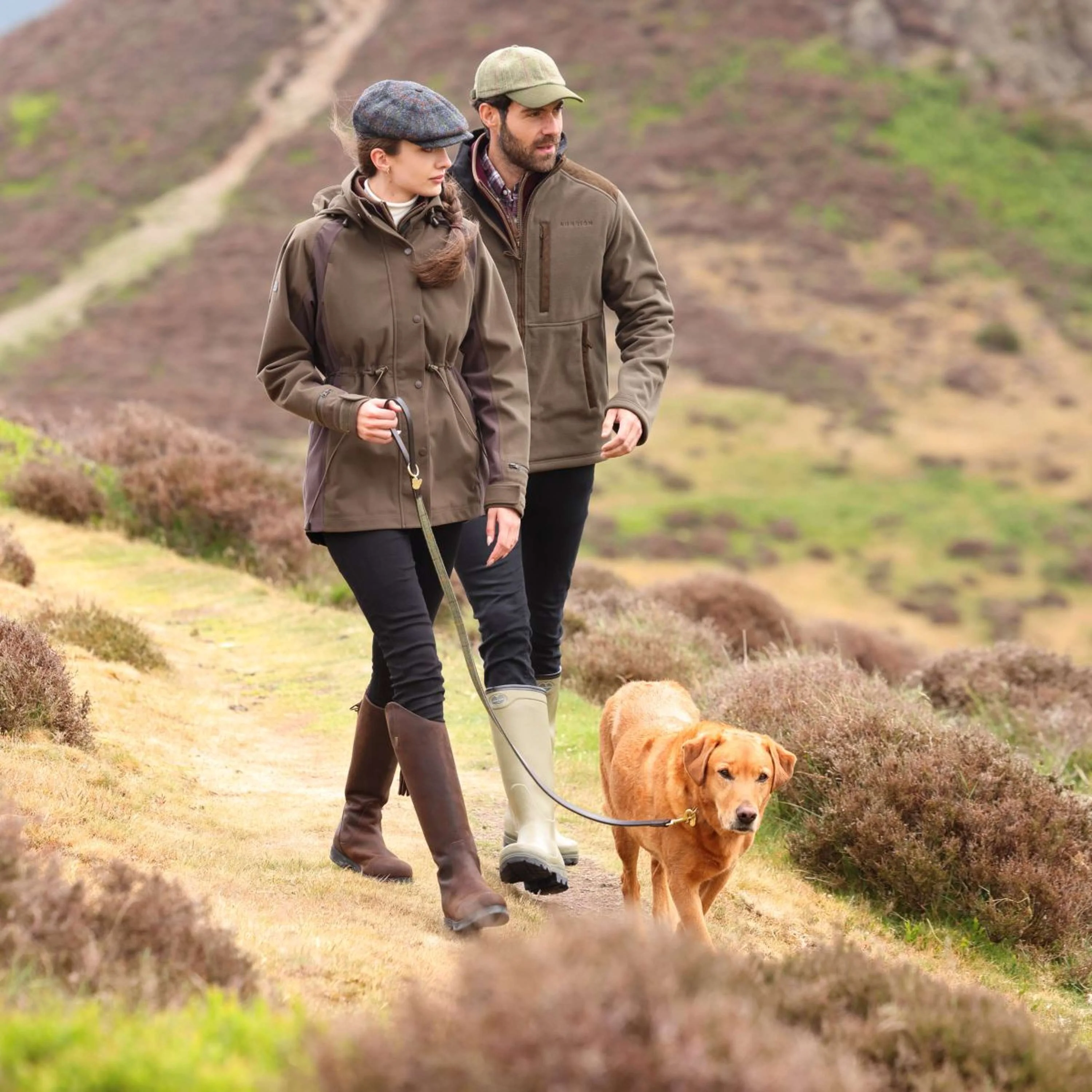 Aubrion by Shires Veste Heritage Fleece Olive foncé - Image 6