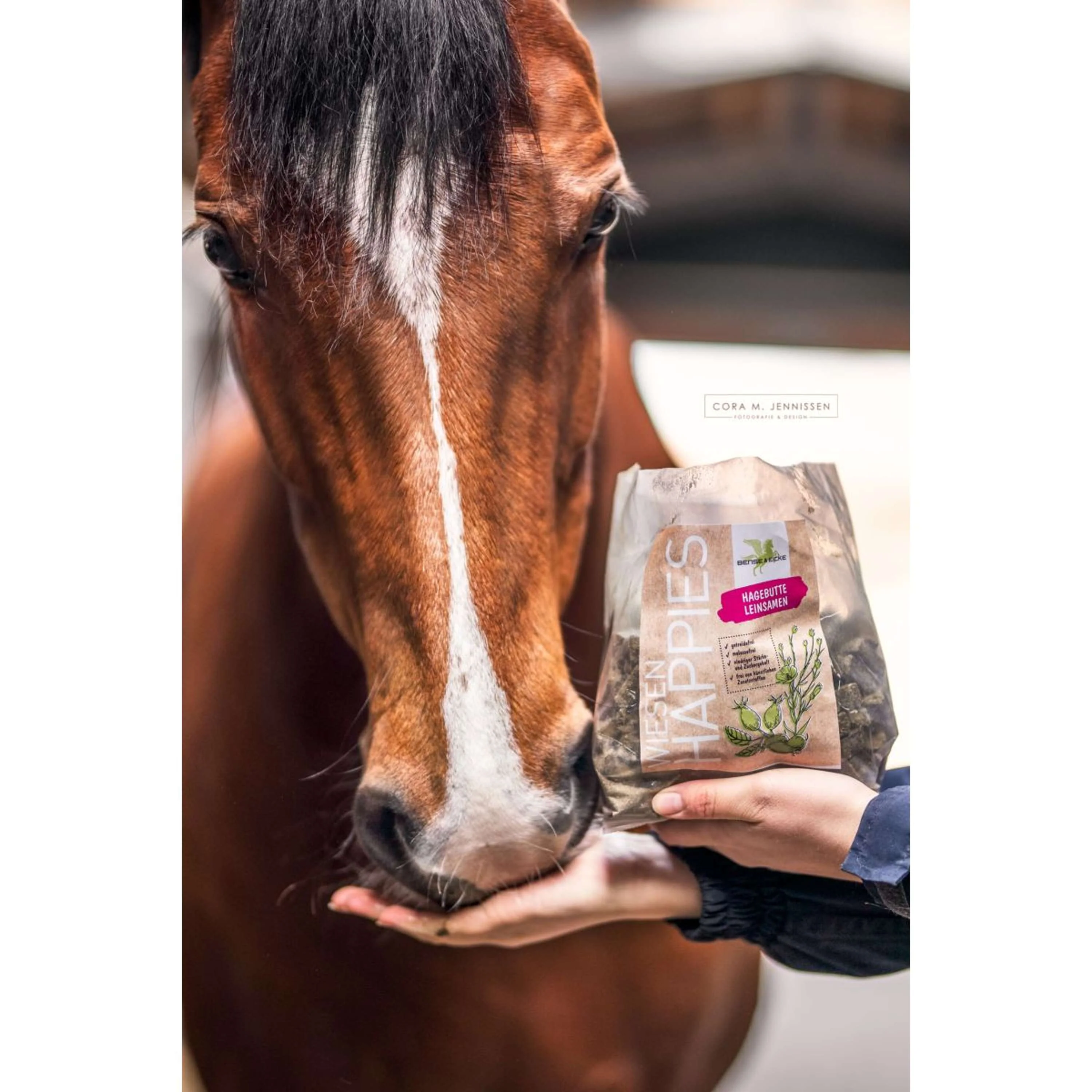 Bense & Eicke Friandises pour Cheval Wiesen Happies Graines de Lin Rose Musquée - Image 3