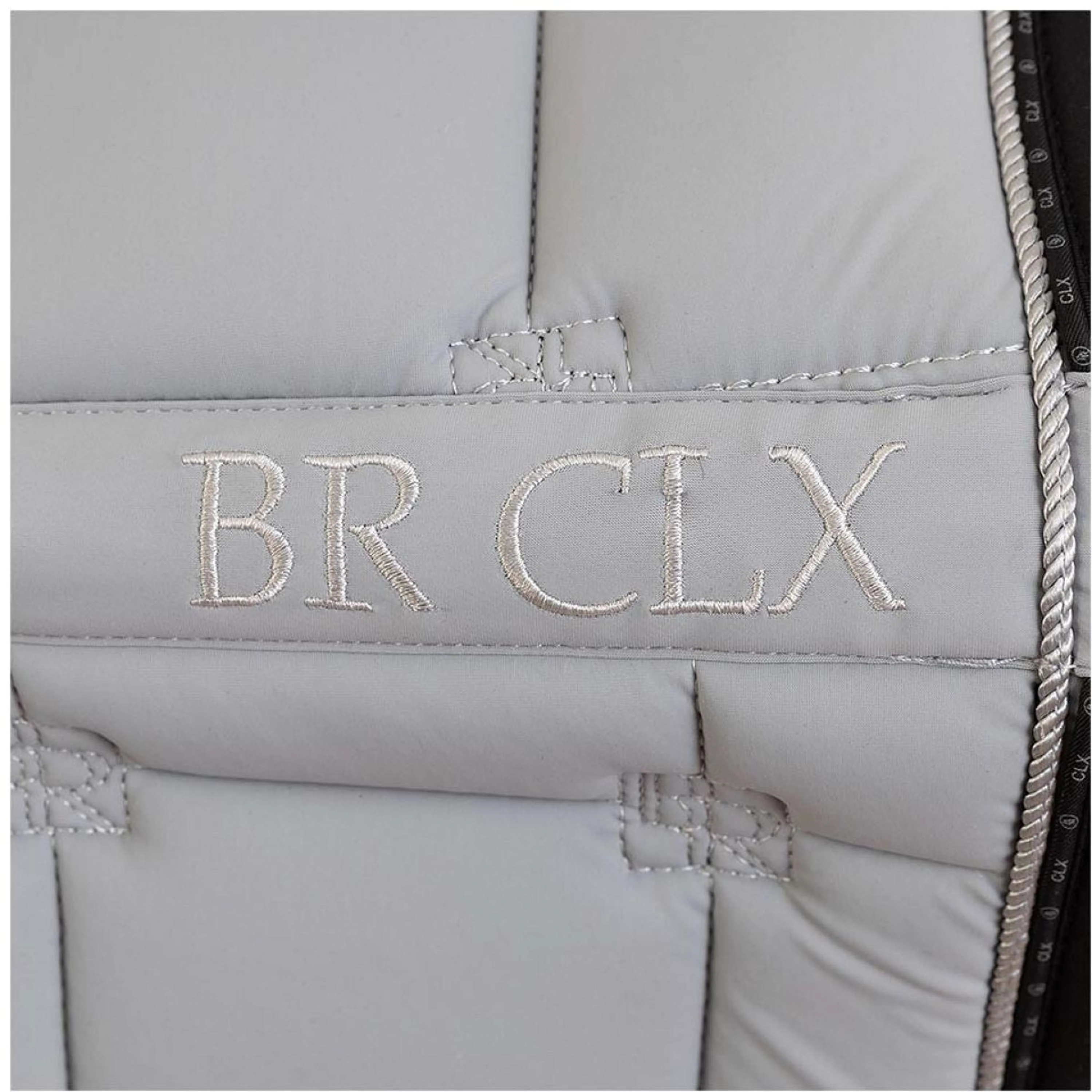 BR Tapis de Selle CLX Polyvalent Chiseled Stone - Image 4
