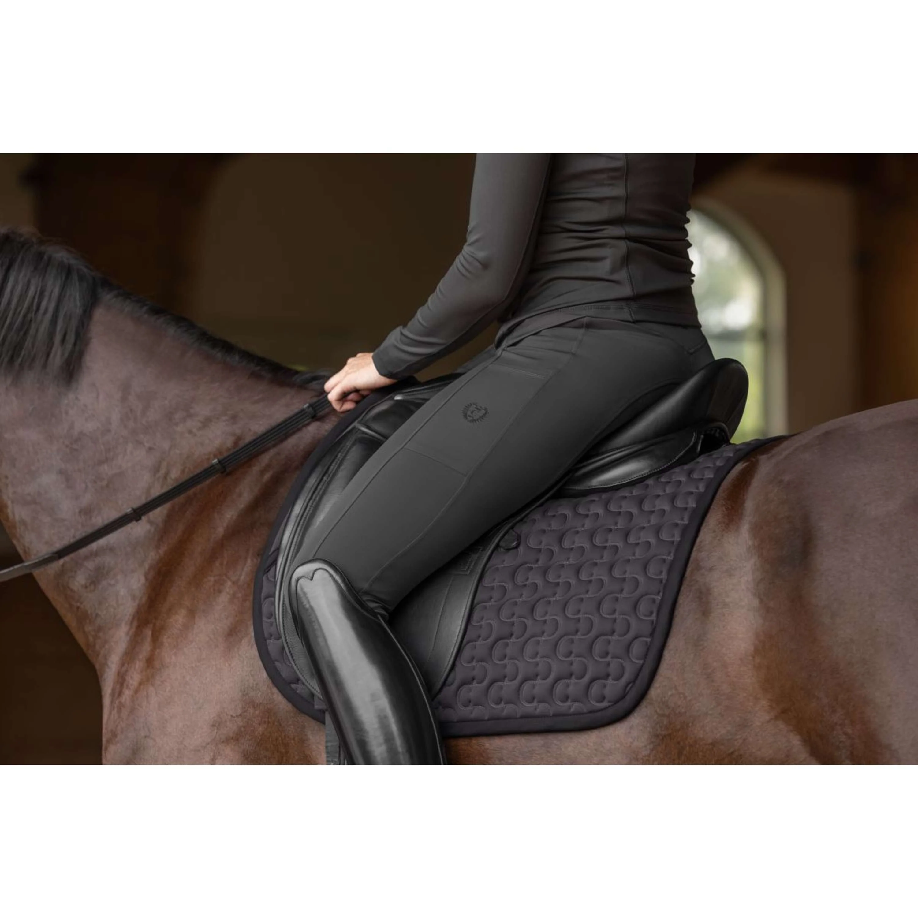 Covalliero Tapis de Selle Anniversary Dressage Graphite - Image 3