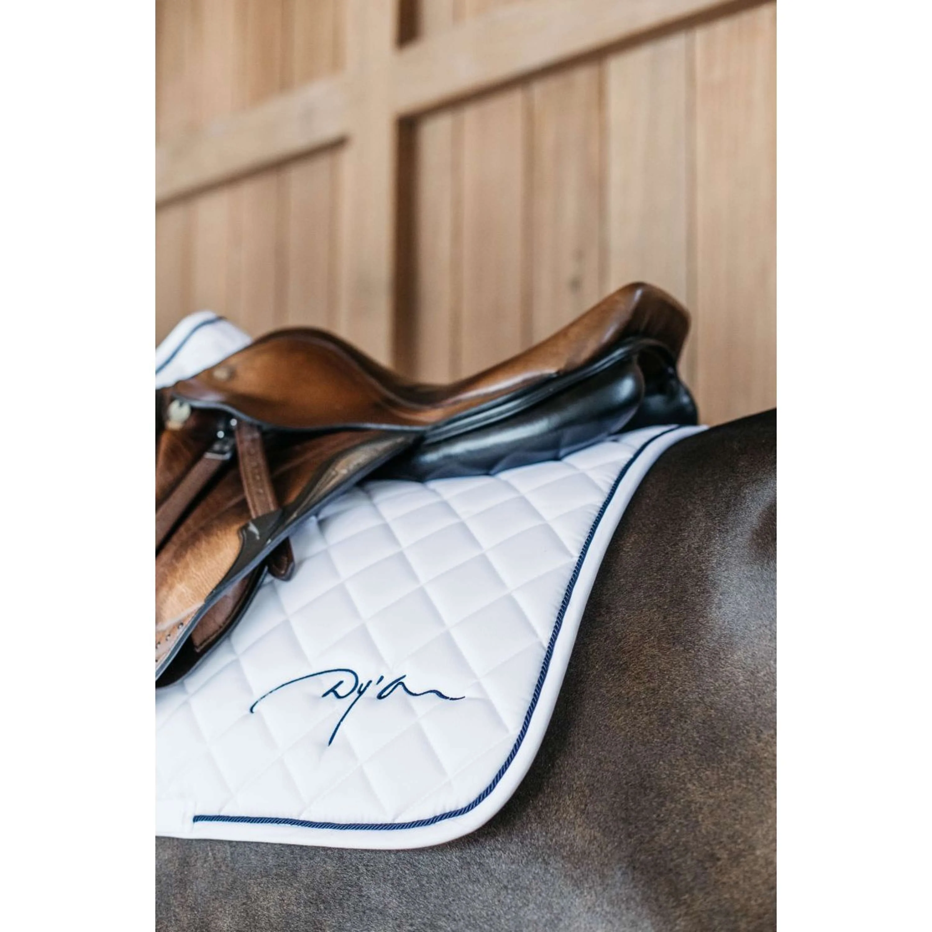Dyon Tapis de Selle Diamond de Saut Blanc - Image 5