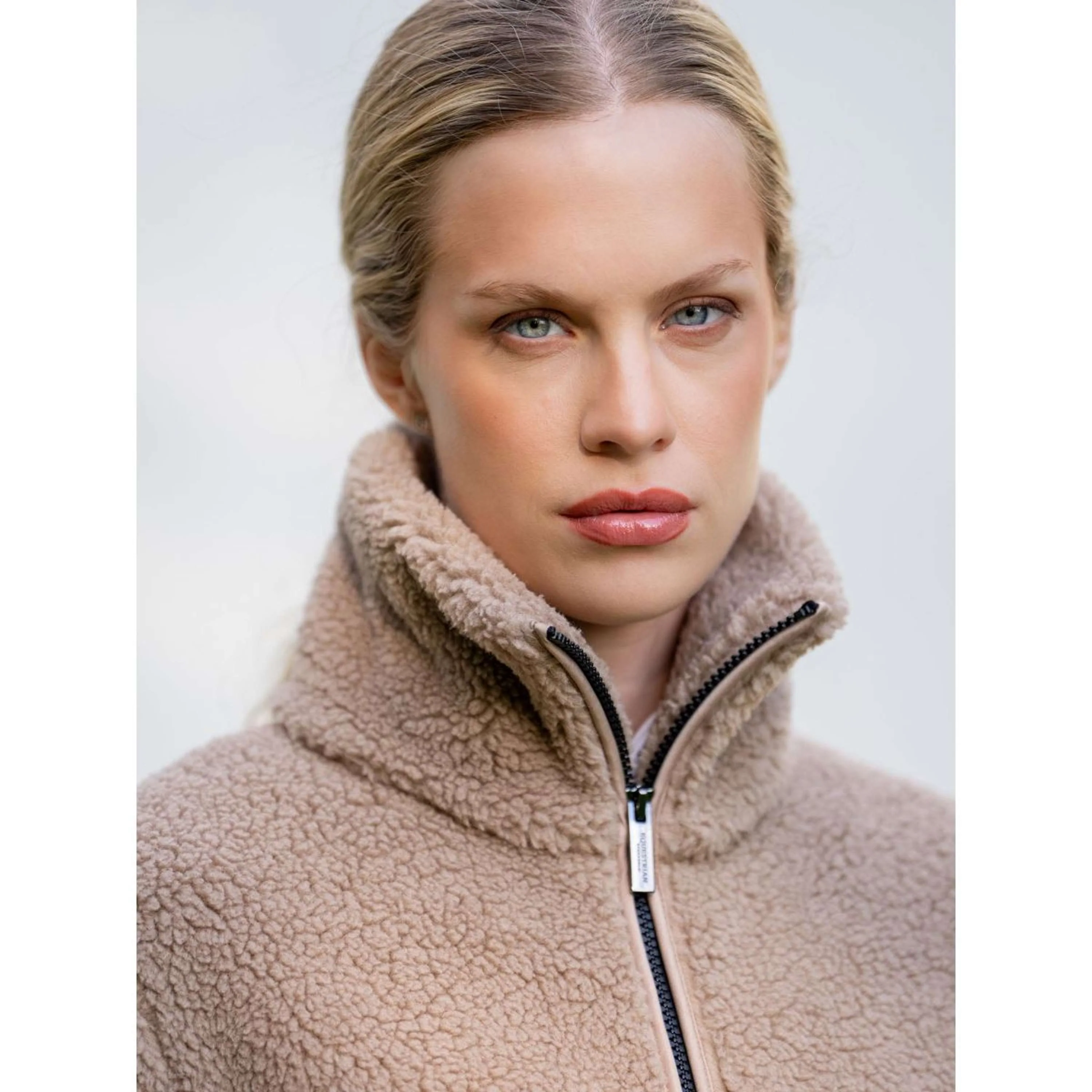 Equestrian Stockholm Blouson Polaire Sable - Image 8