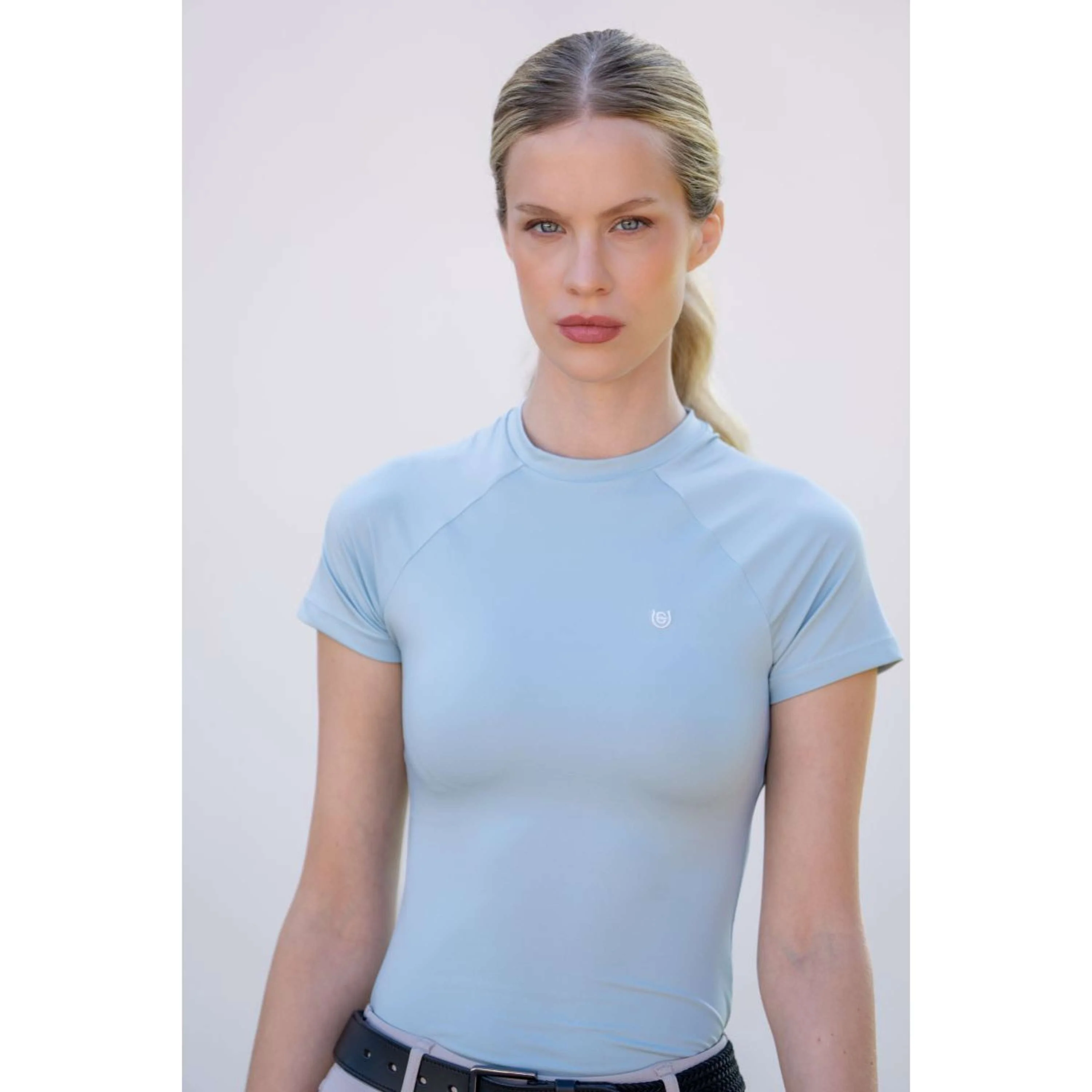 Equestrian Stockholm Chemise Dynamic Short Sleeve Ice Blue - Image 5
