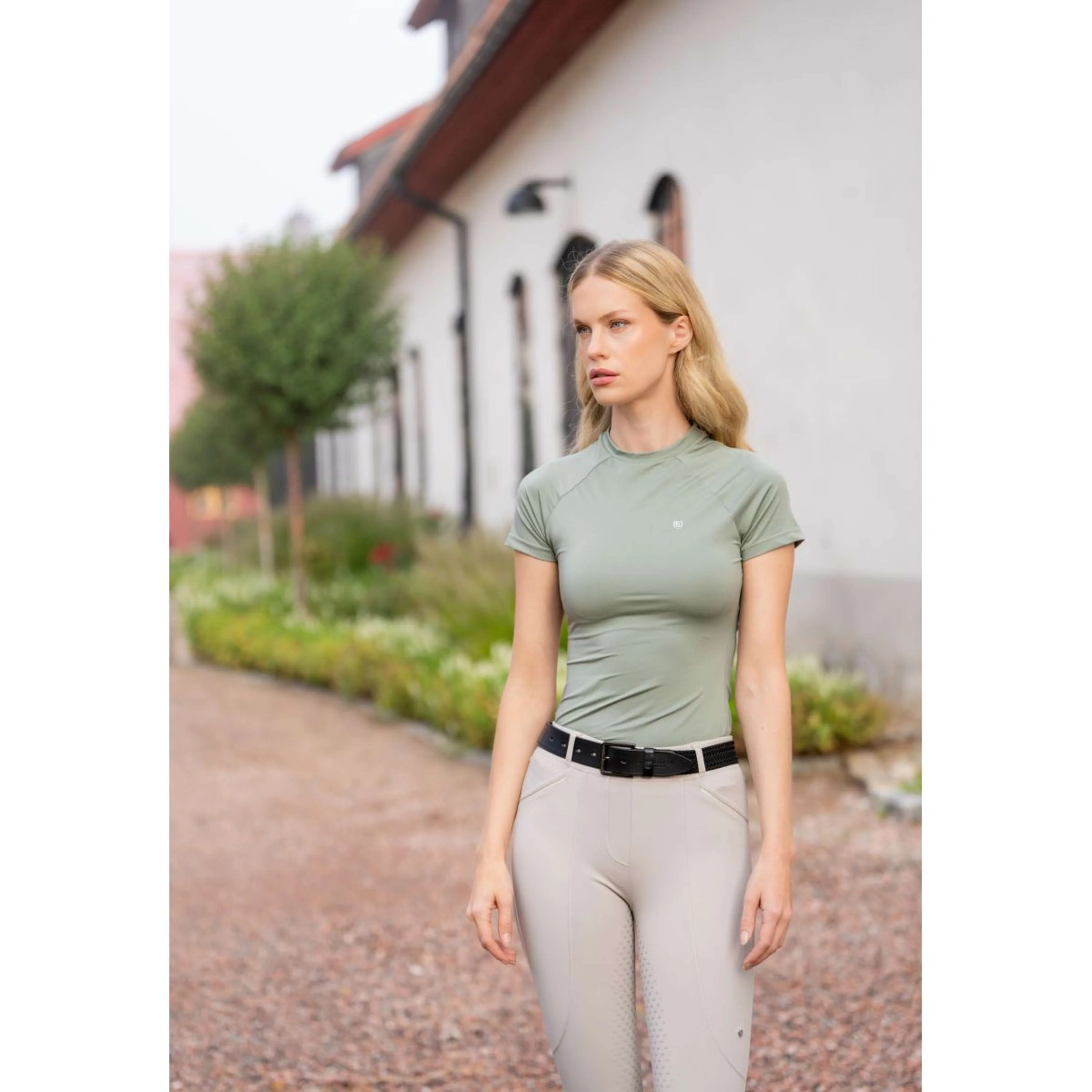 Equestrian Stockholm Chemise Dynamic Short Sleeve Pistachio White - Image 6