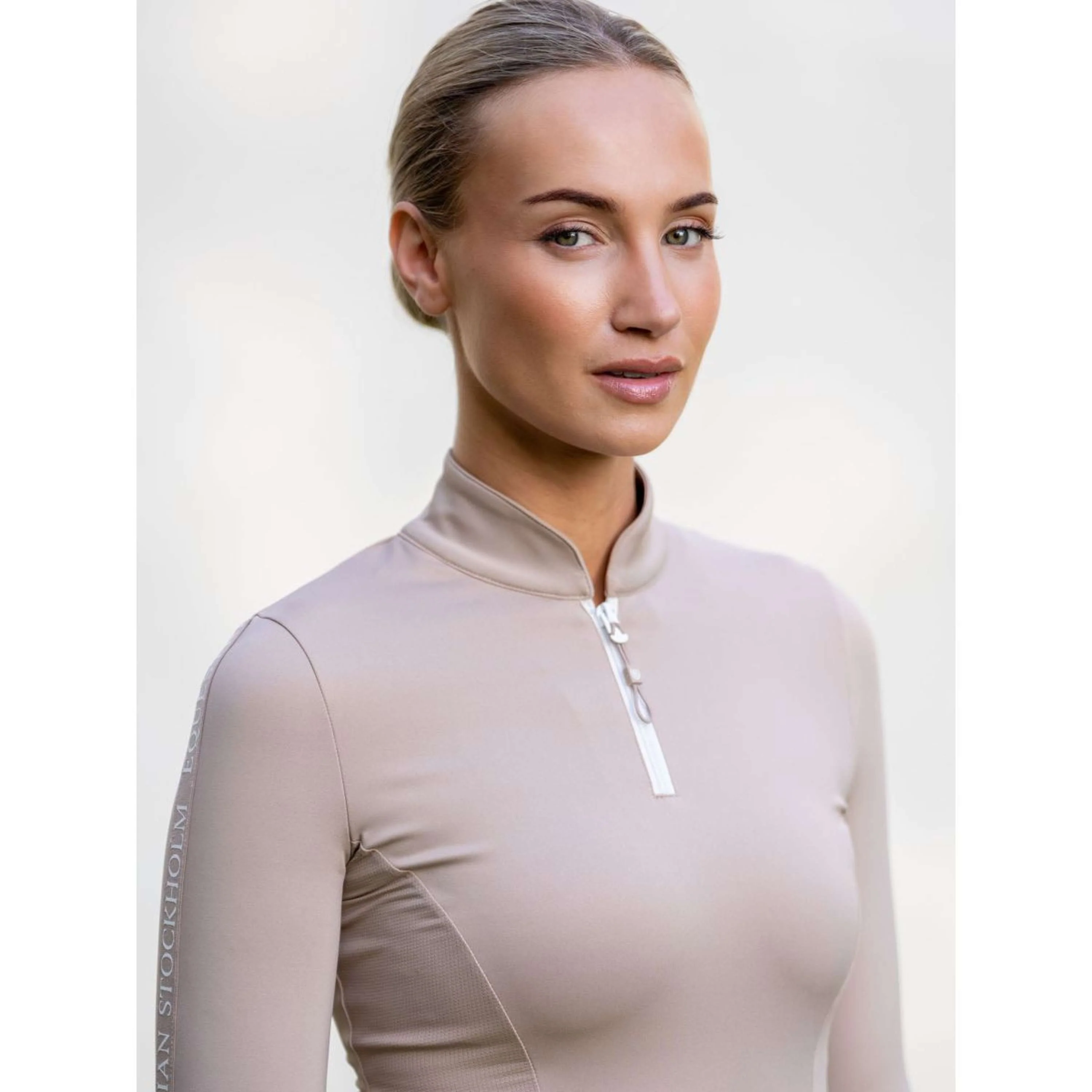Equestrian Stockholm Chemise Power Sable - Image 4