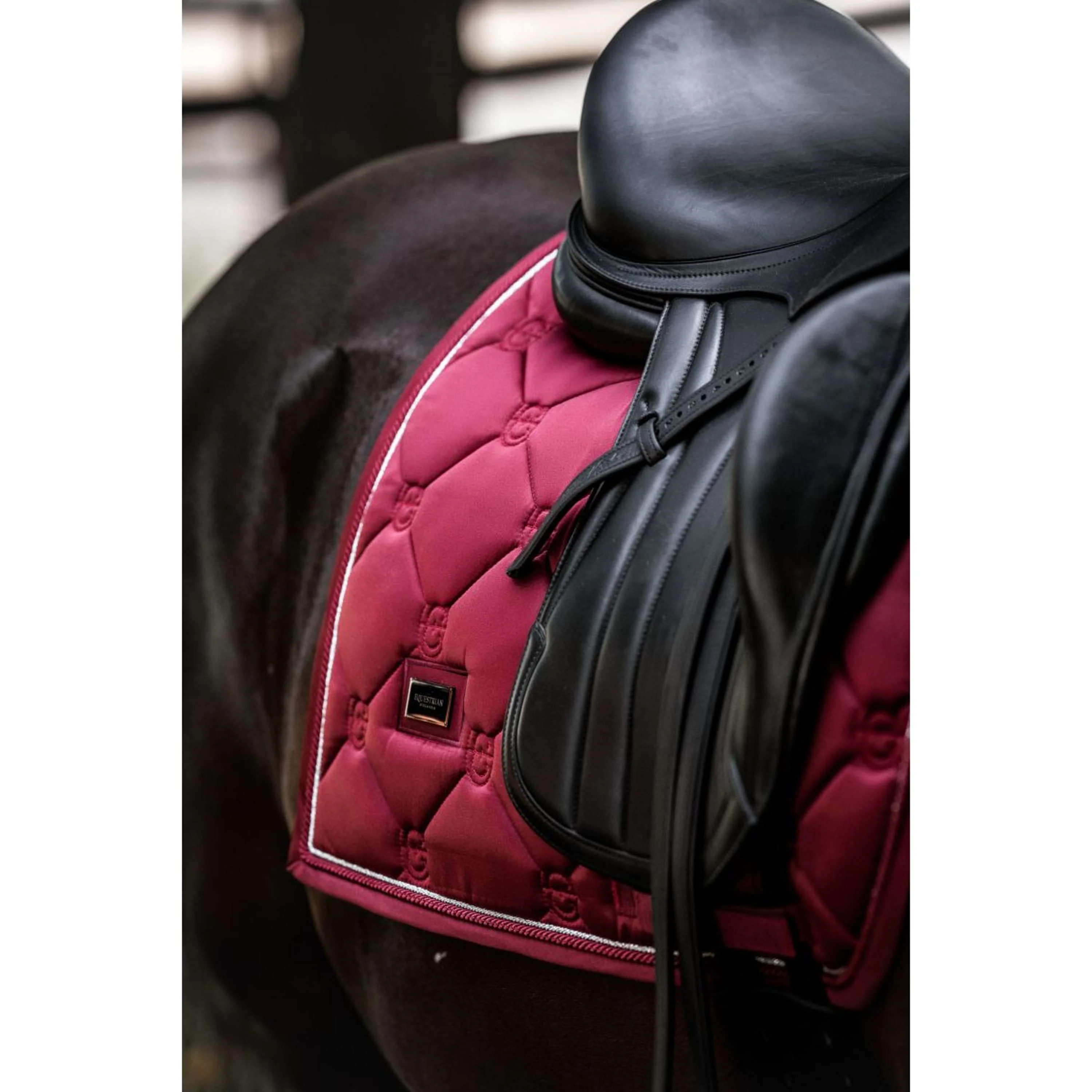 Equestrian Stockholm Tapis de Selle Dressage Bordeaux - Image 6