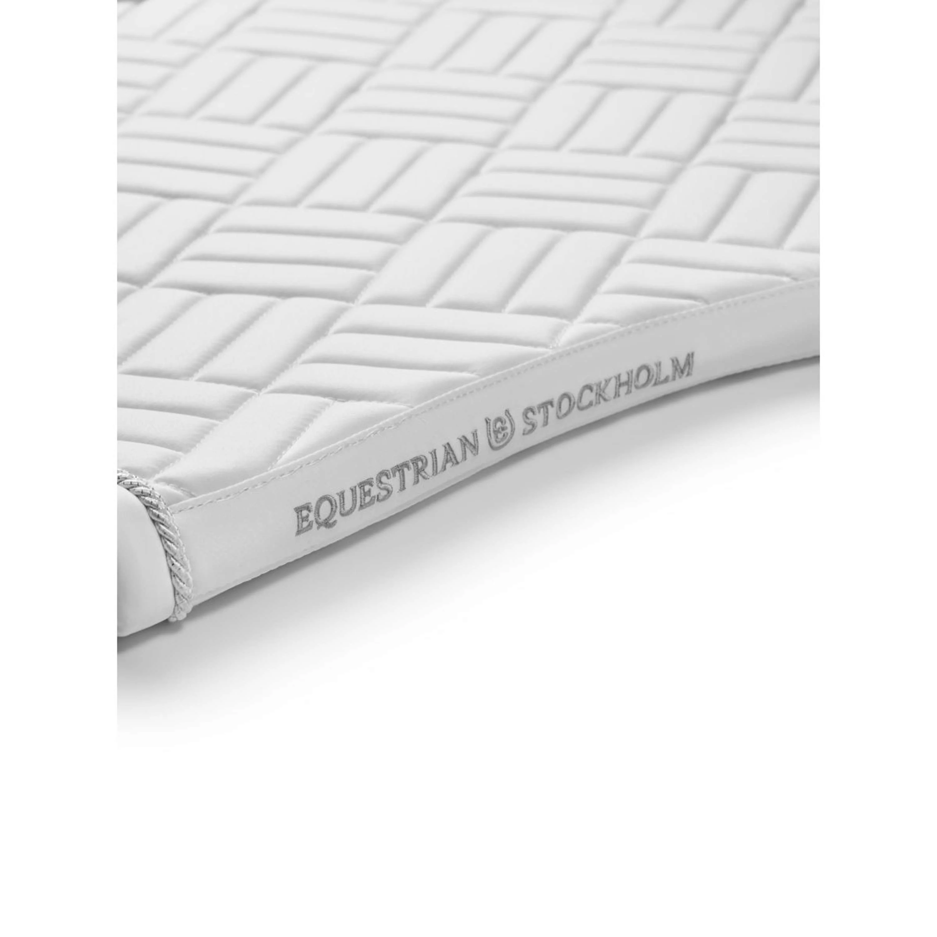 Equestrian Stockholm Tapis de Selle Modern Dressage White Silver - Image 4