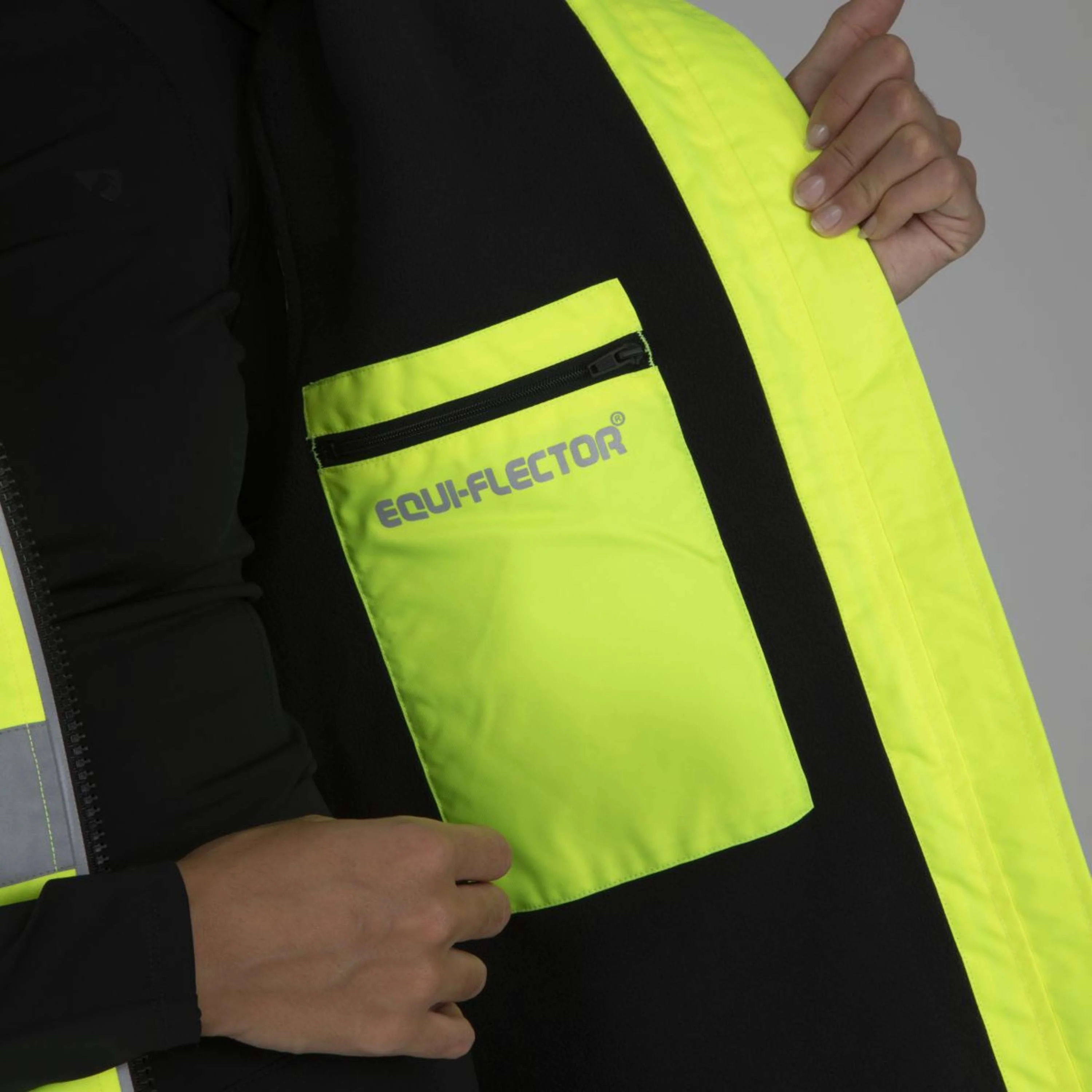 Equi-Flector by Shires Gilet Réfléchissant Jaune - Image 25