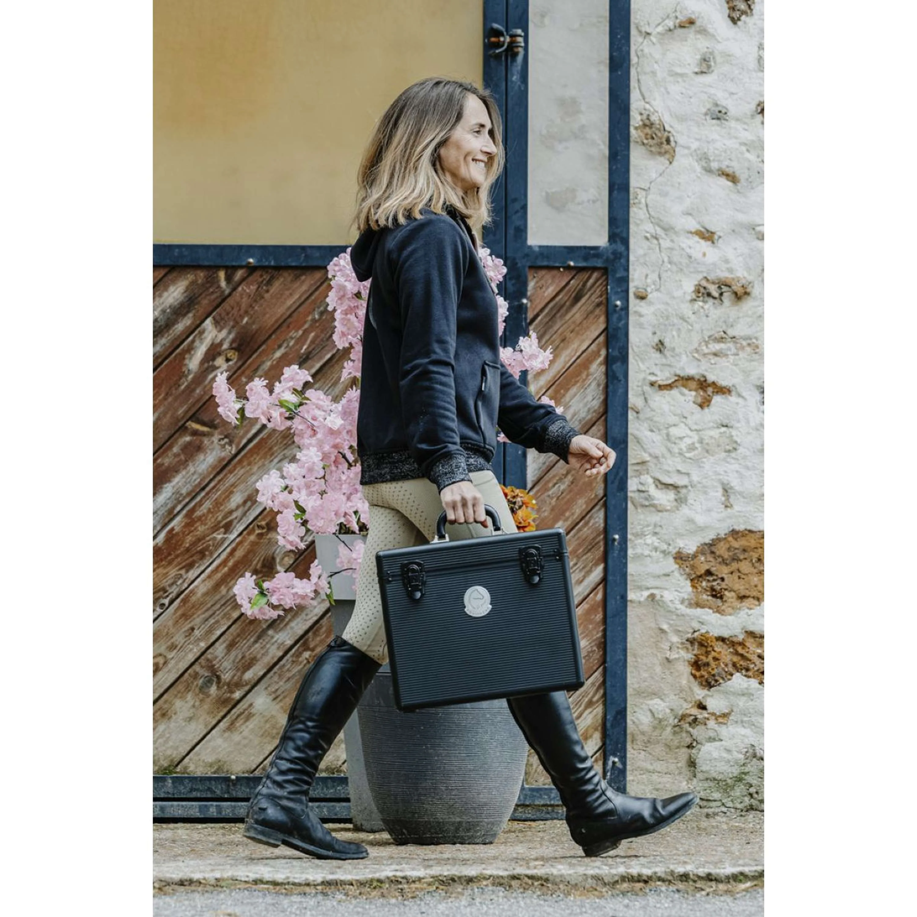 EQUITHÈME Caisse de Pansage Je T'aime Noir - Image 5