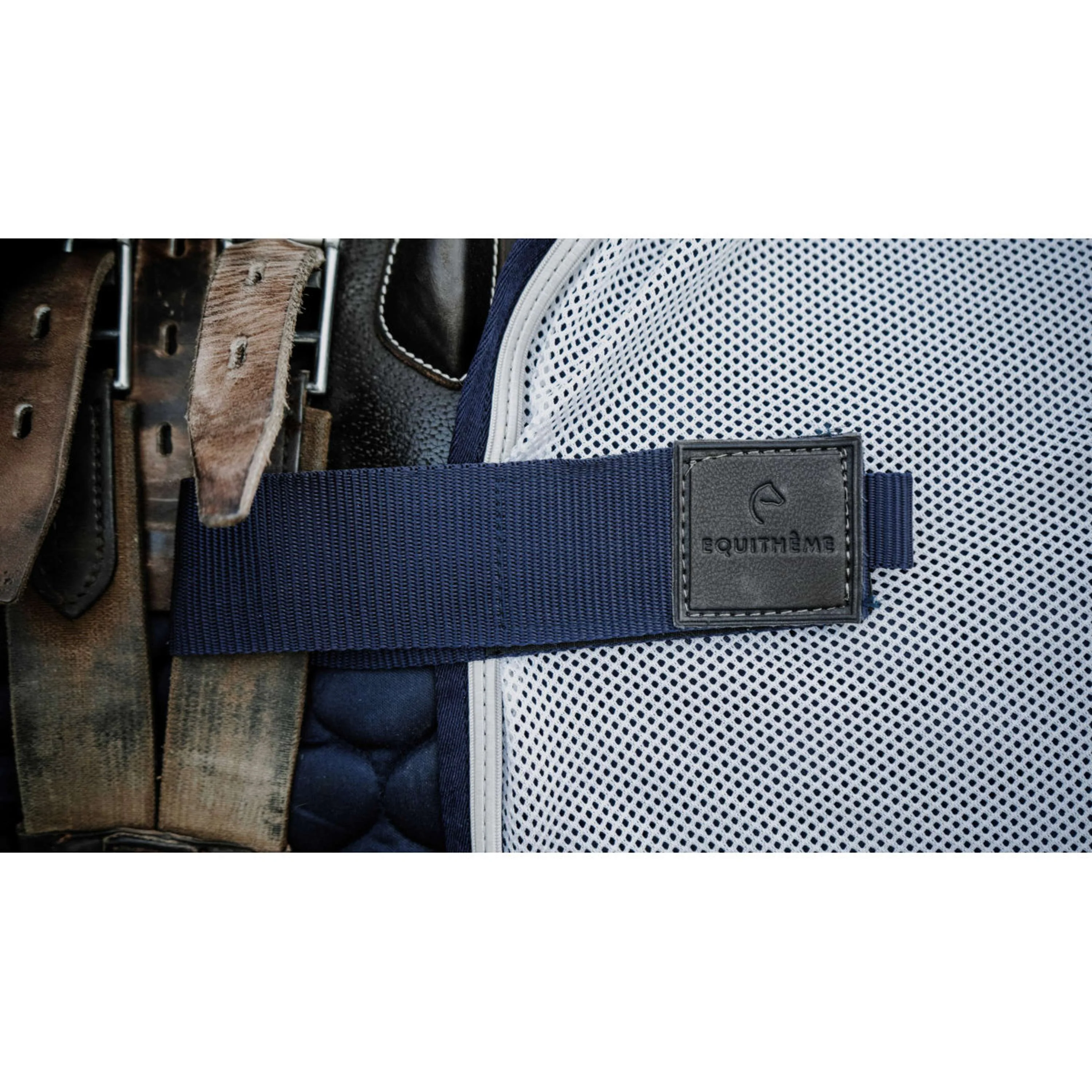 EQUITHÈME Couvre-reins Flycool square Marine/Blanc - Image 2