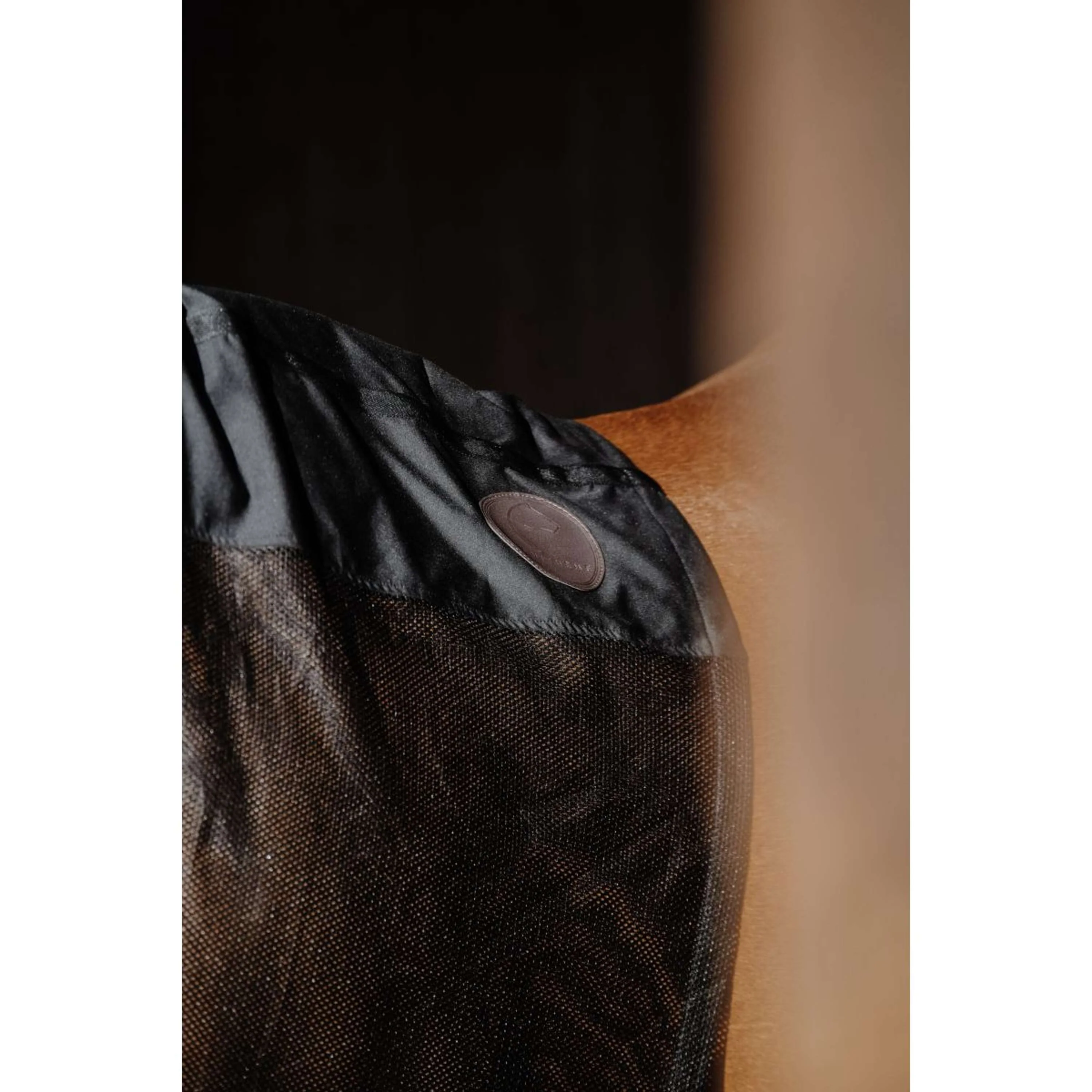 EQUITHÈME Protecteur de cou Lycra/Mesh Noir - Image 4