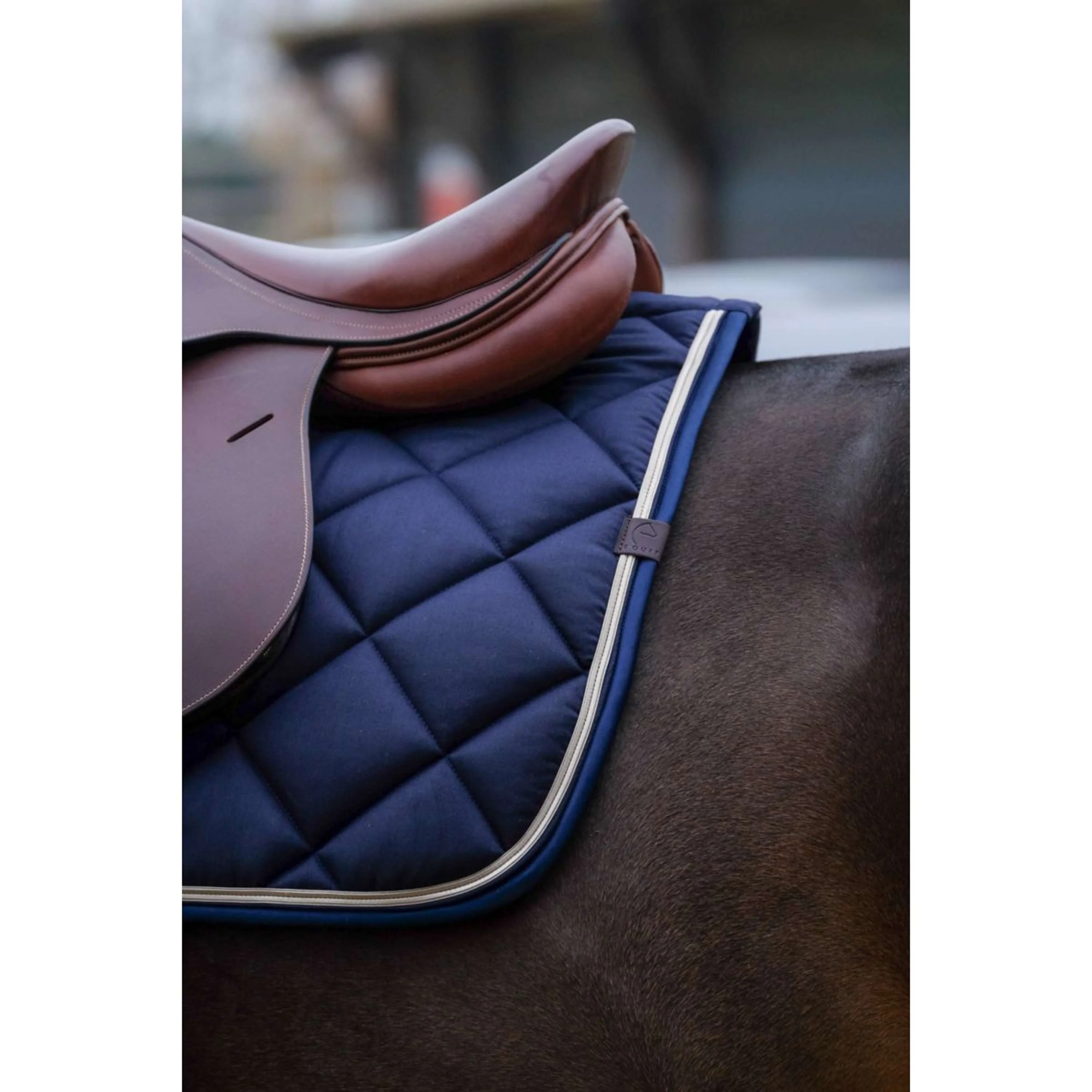 EQUITHÈME Tapis de Selle Classic de Saut Marin - Image 3