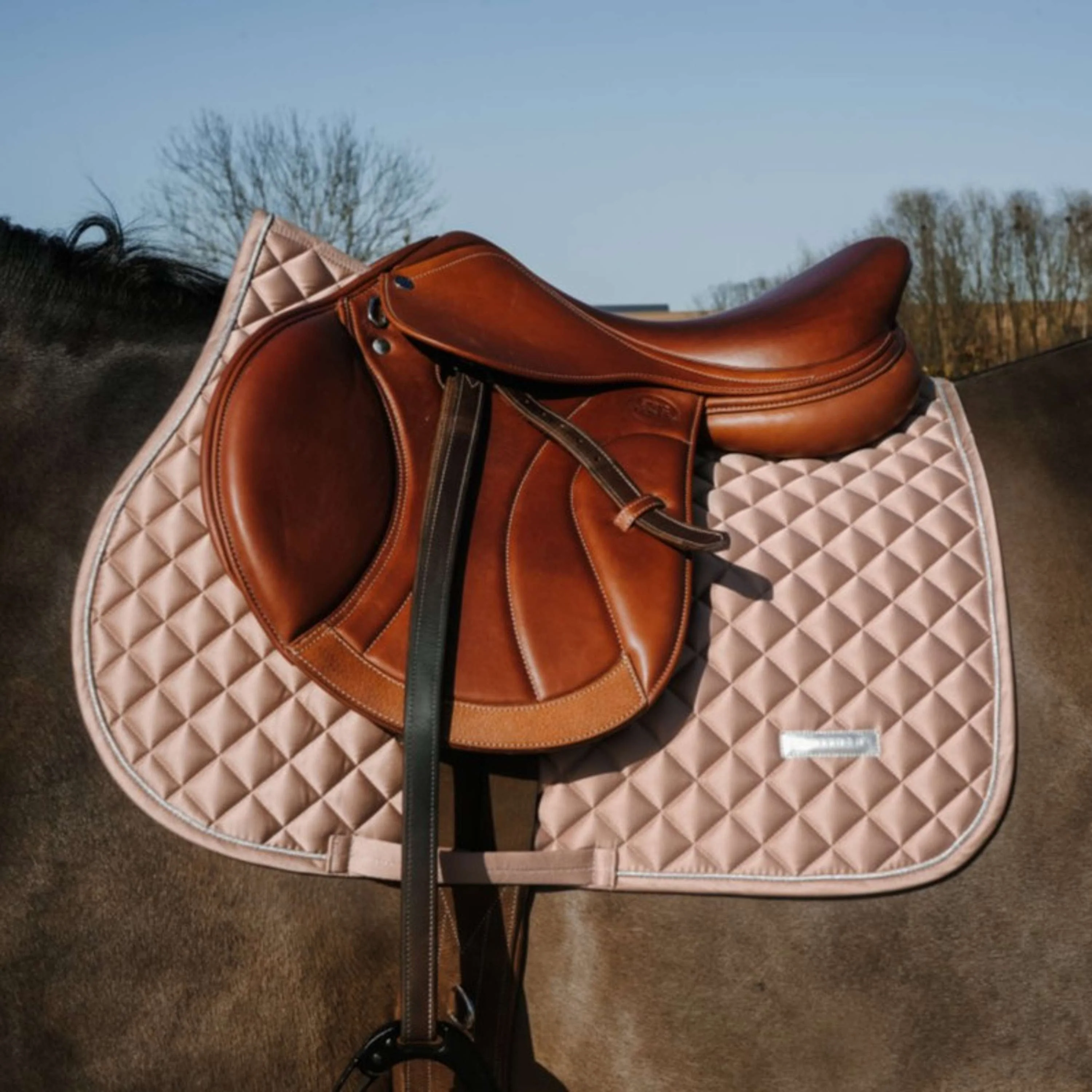 EQUITHÈME Tapis de Selle Nacre de Saut bronze - Image 2