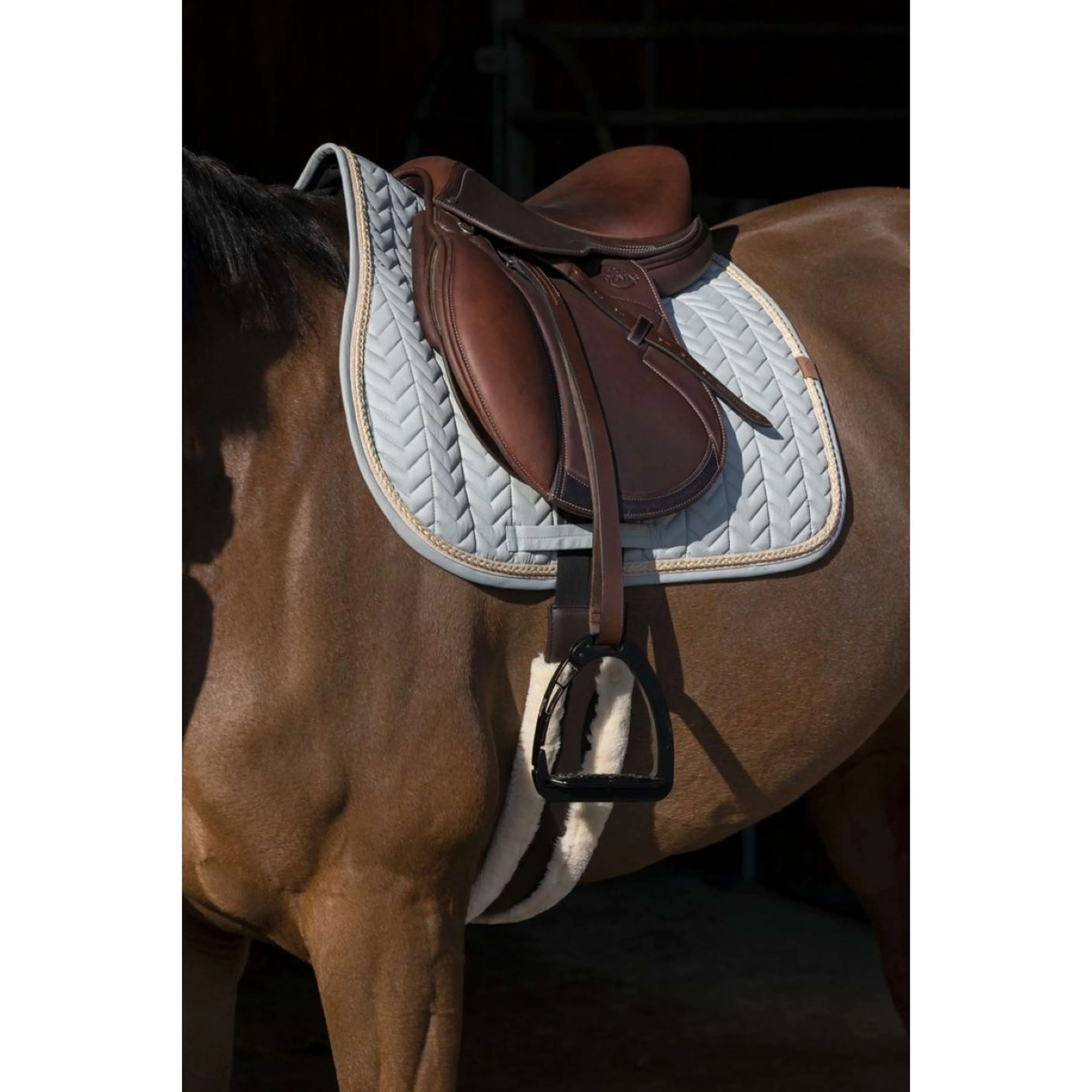 EQUITHÈME Tapis de Selle Softy Jumping Vert clair - Image 8