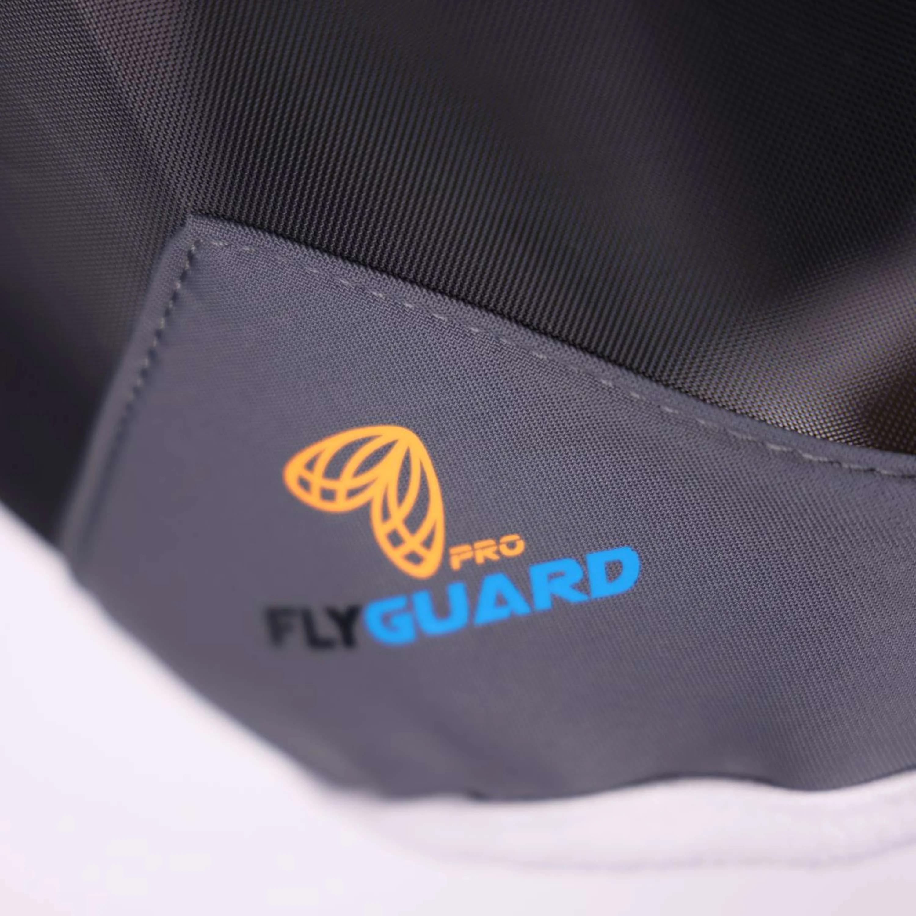 FlyGuard by Shires Masque Anti-Mouches Pro Air Motion avec Oreilles Gris foncé - Image 4