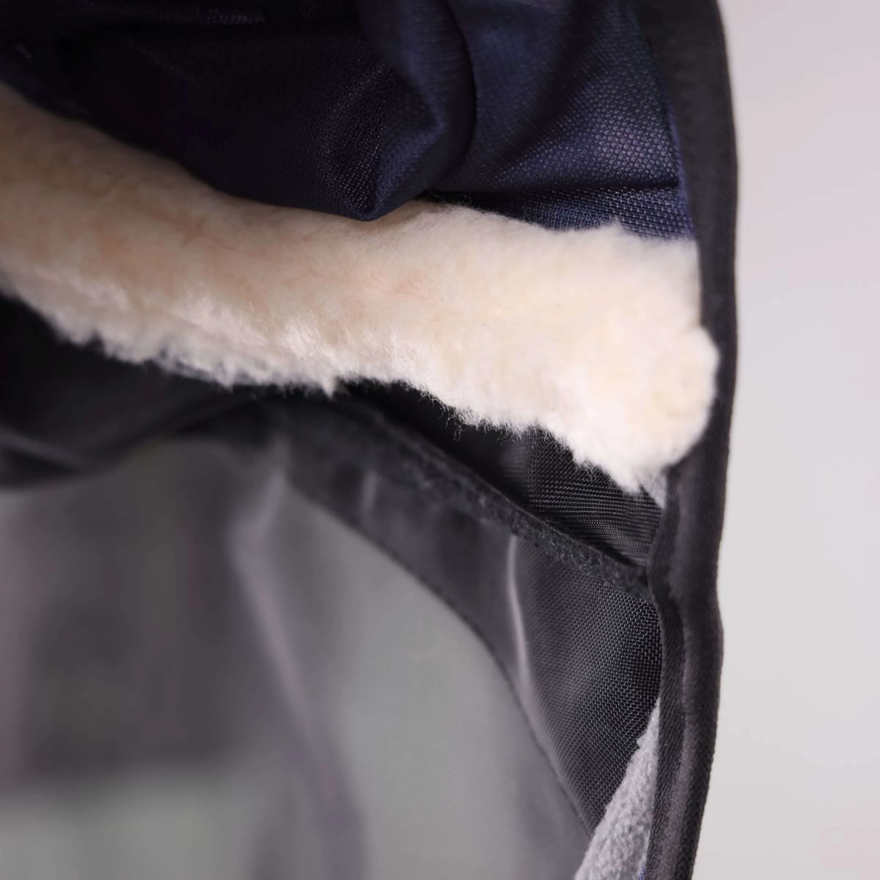 FlyGuard by Shires Masque Anti-Mouches Pro Deluxe avec Oreilles et Nez Black Cherry - Image 8