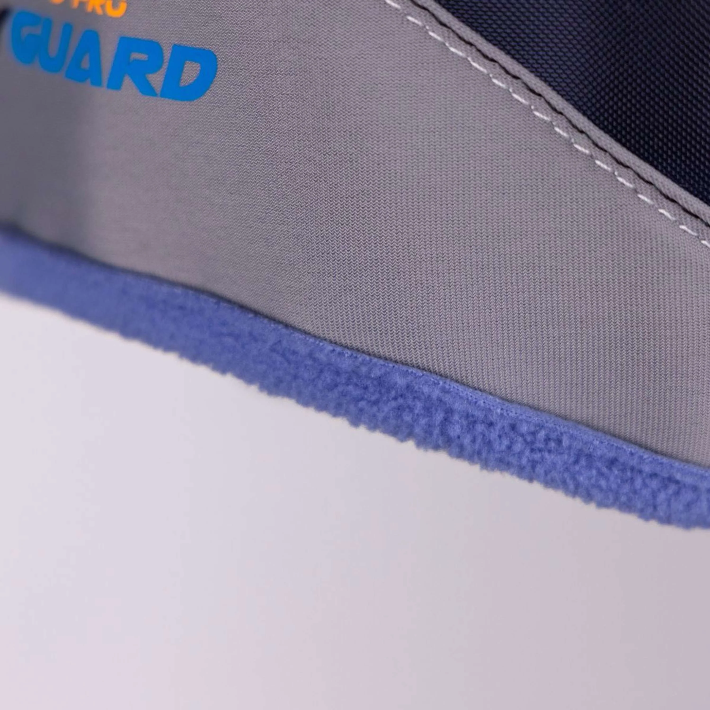 FlyGuard by Shires Masque Anti-Mouches Pro Fine Mesh avec Oreilles Sky - Image 4