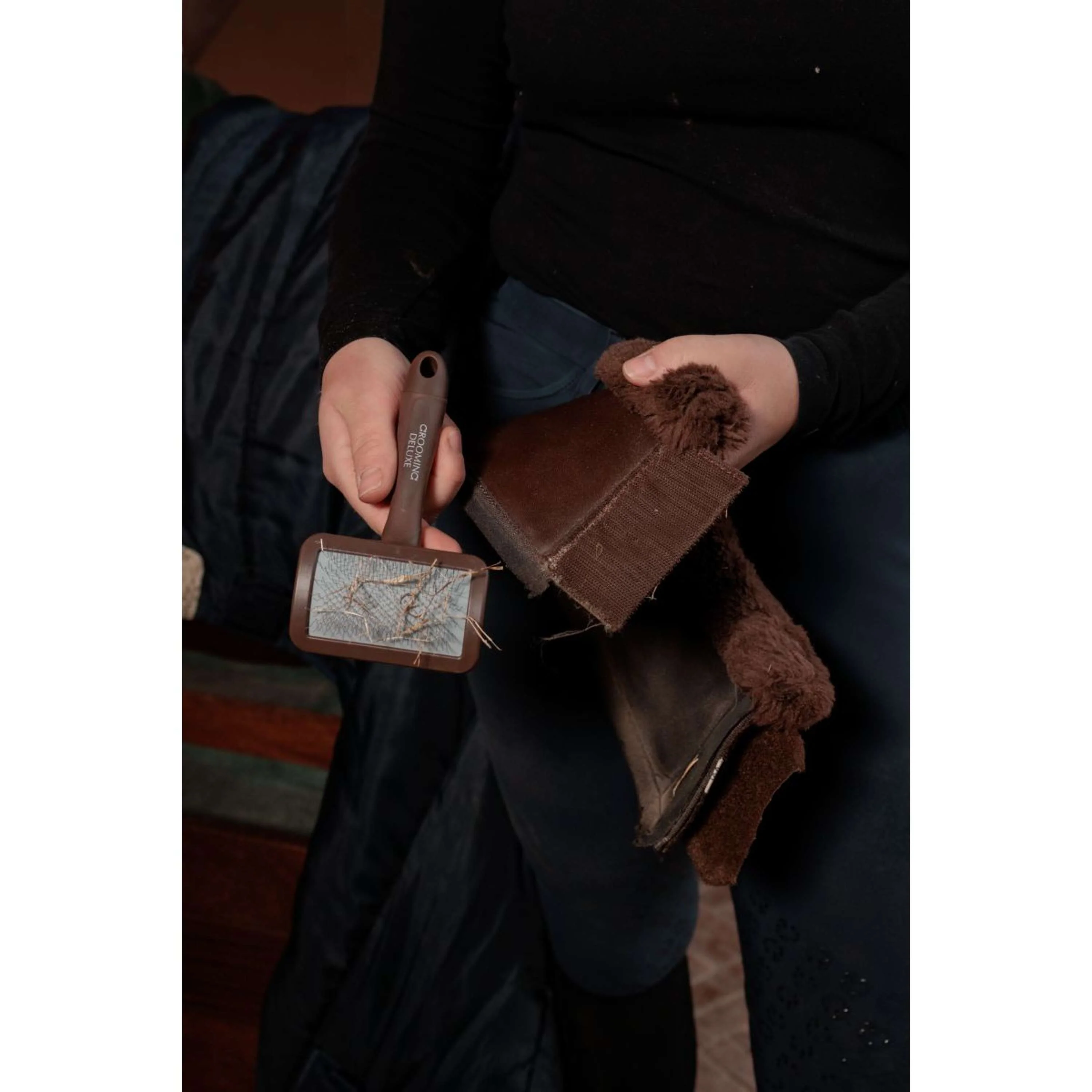 Grooming Deluxe by Kentucky Velcro Cleaning Brush Marron - Image 7
