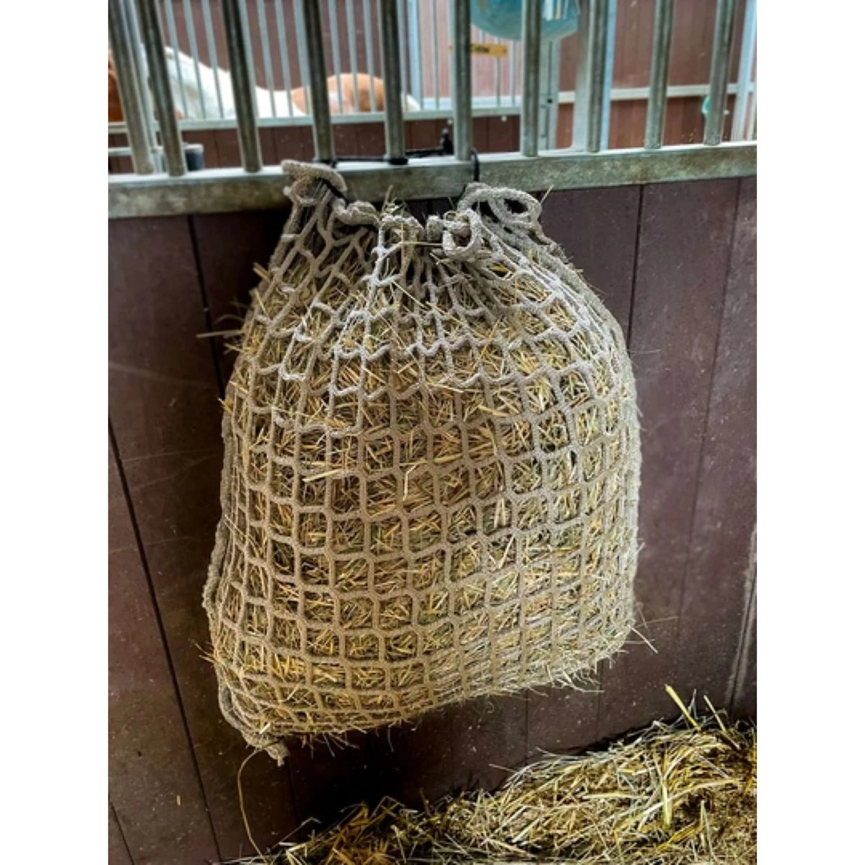 Excellent Hay Slowfeeder Net (Taille des Mailles 45mm) - Image 6