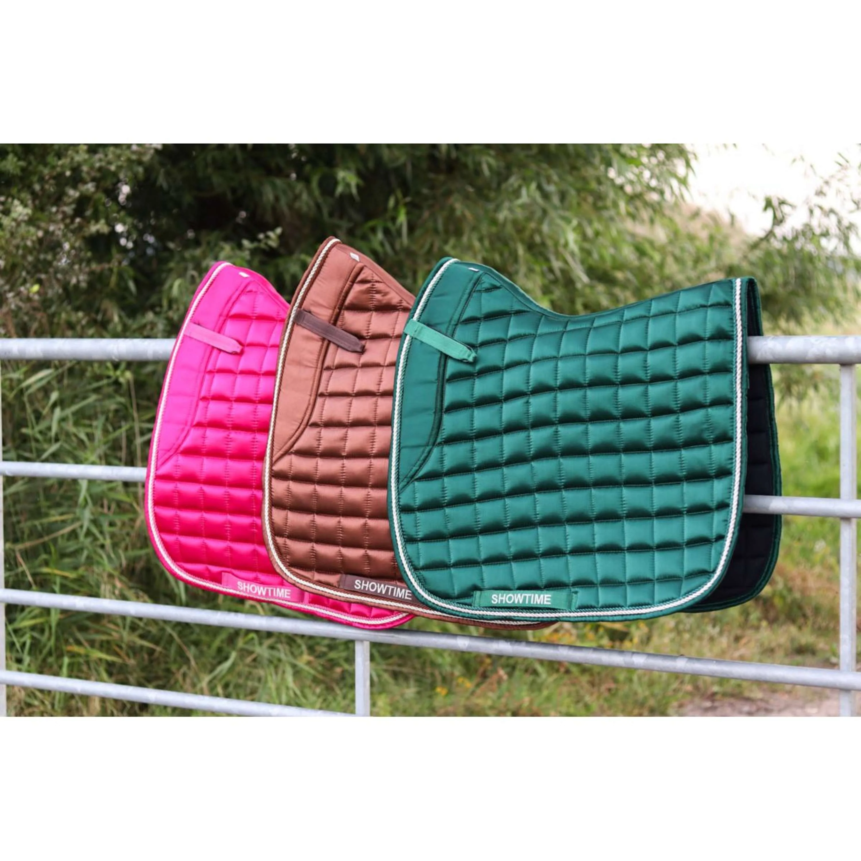 HB Tapis de Selle Perfect Choice Dressage Fuchsia - Image 3