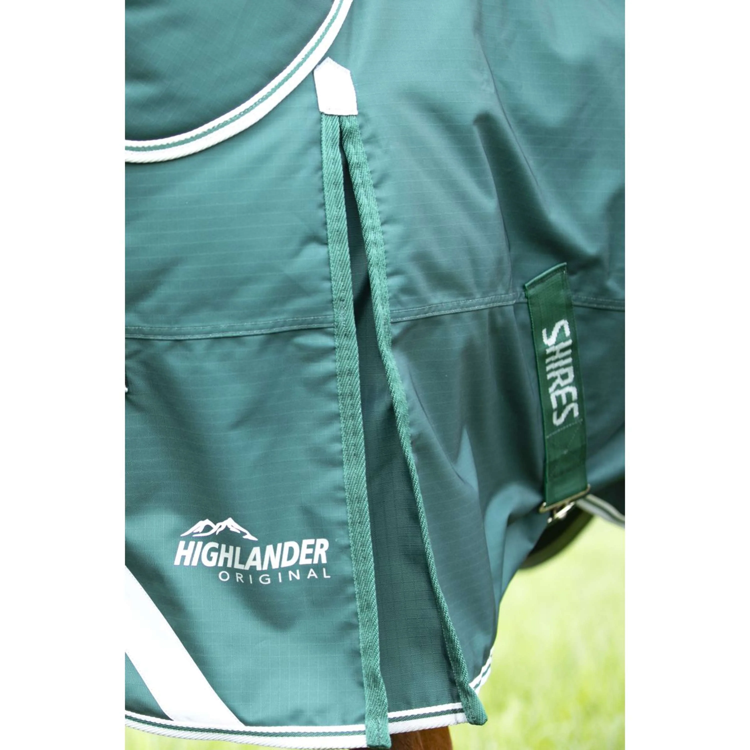 Highlander Original by Shires Couverture d'Hiver Turnout 300g avec Couvre-cou Vert - Image 4