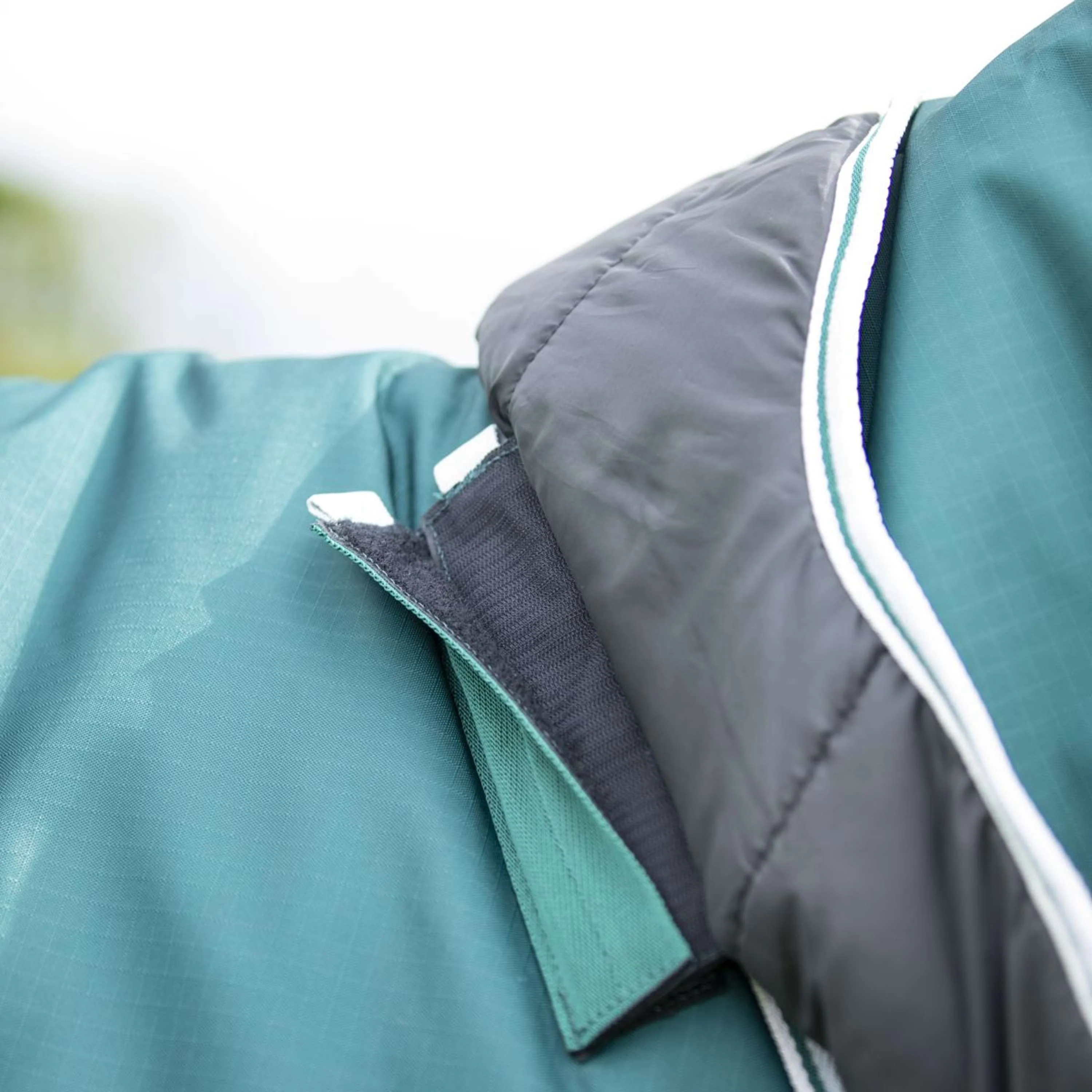 Highlander Original by Shires Couverture d'Hiver Turnout 300g avec Couvre-cou Vert - Image 5