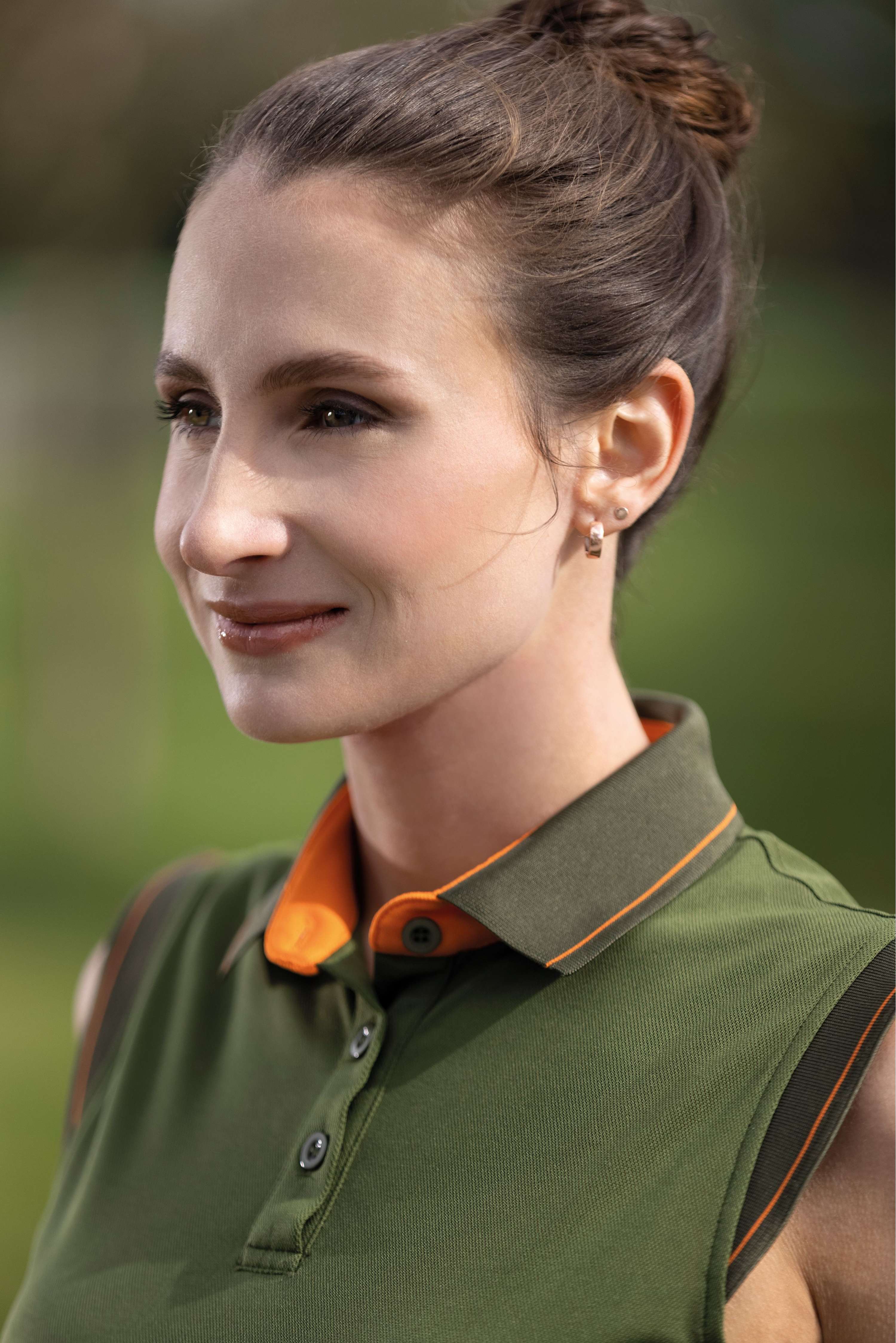 HKM Polo Classico Sans Manche Olive - Image 2