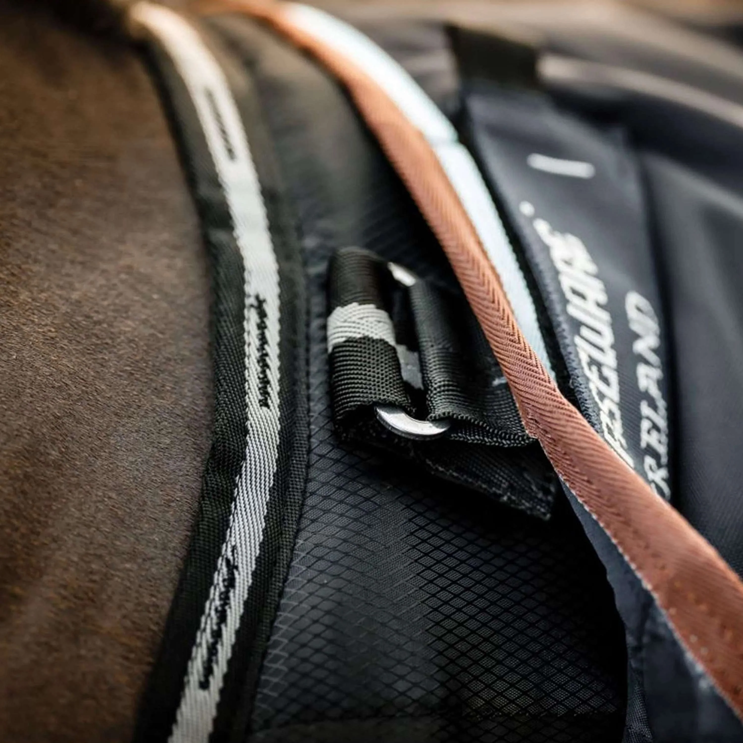 Horseware Easy-Layer Stable Plus Heavy 400g Noir/Noir - Image 5